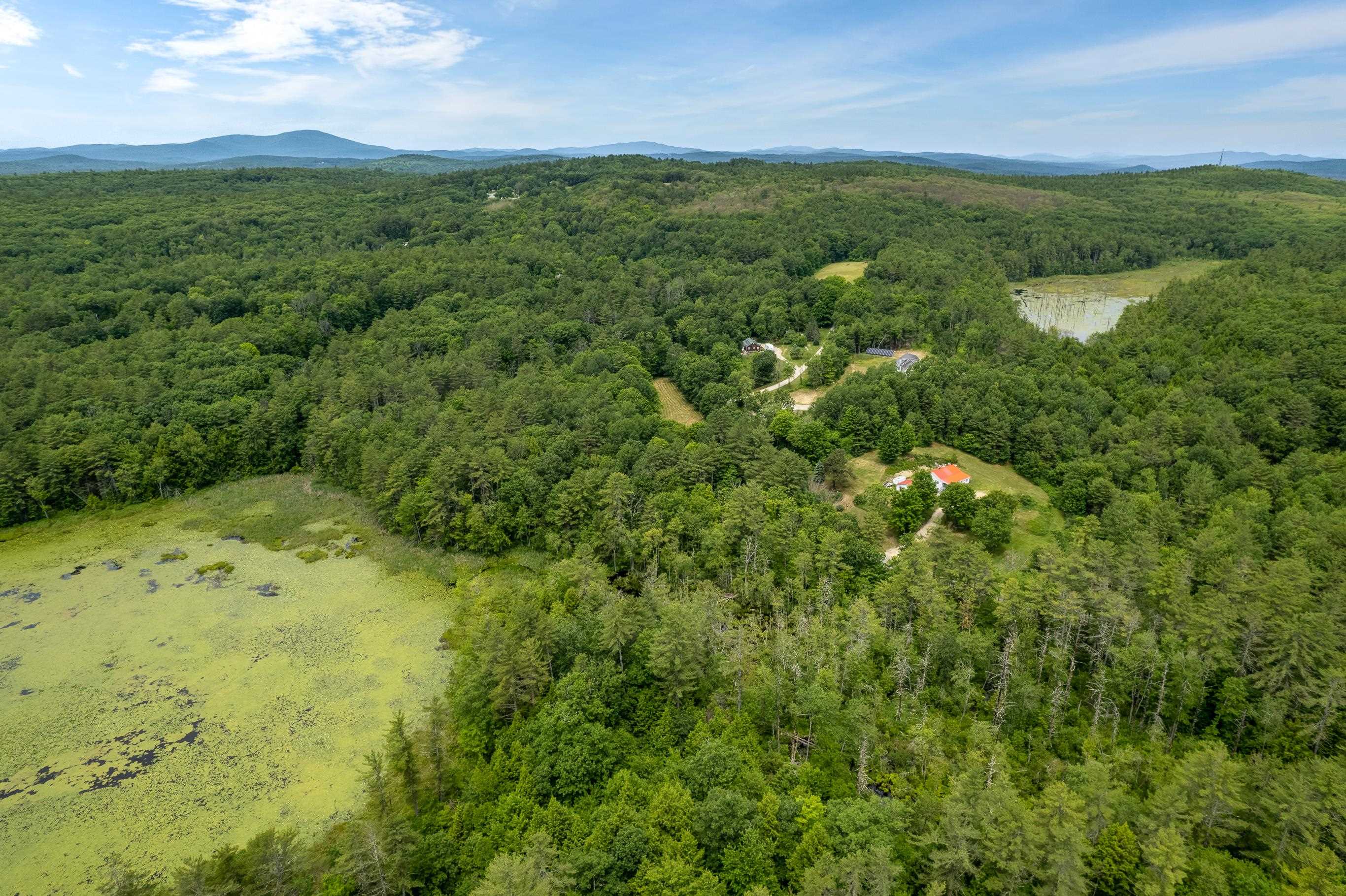 83 61 0 Queen Street