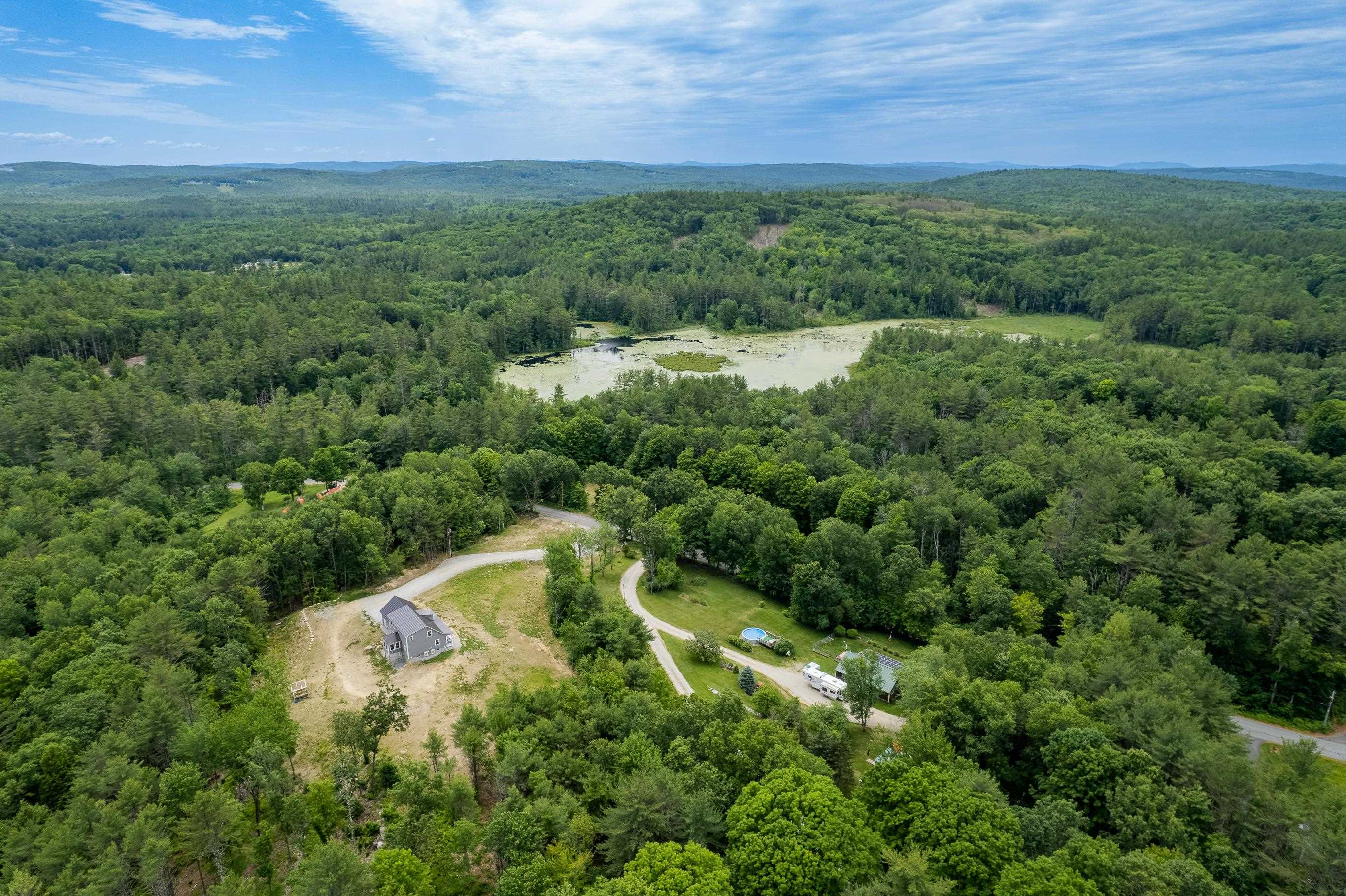 83 61 0 Queen Street