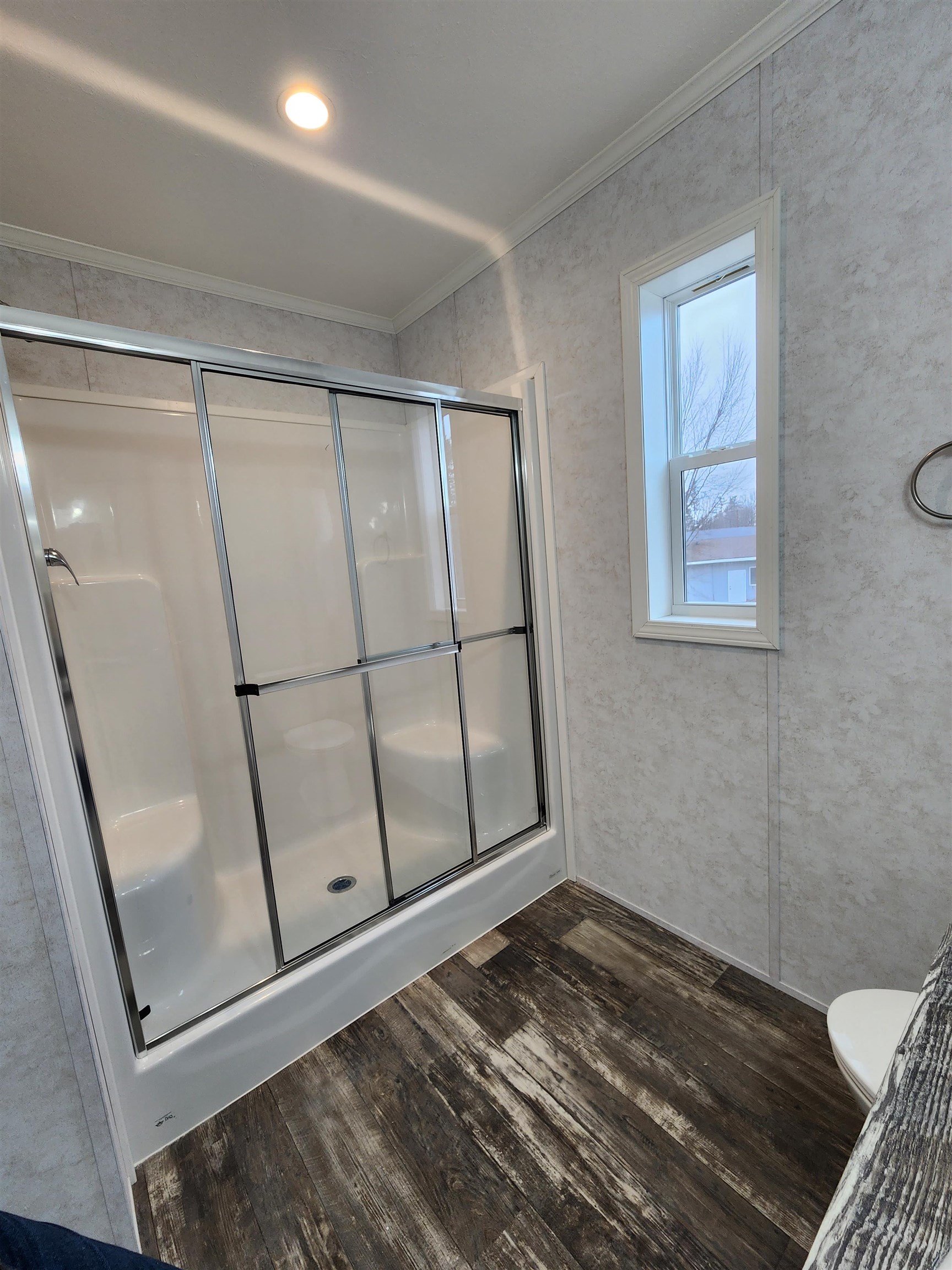 15 Elizabeth Drive Unit: 15