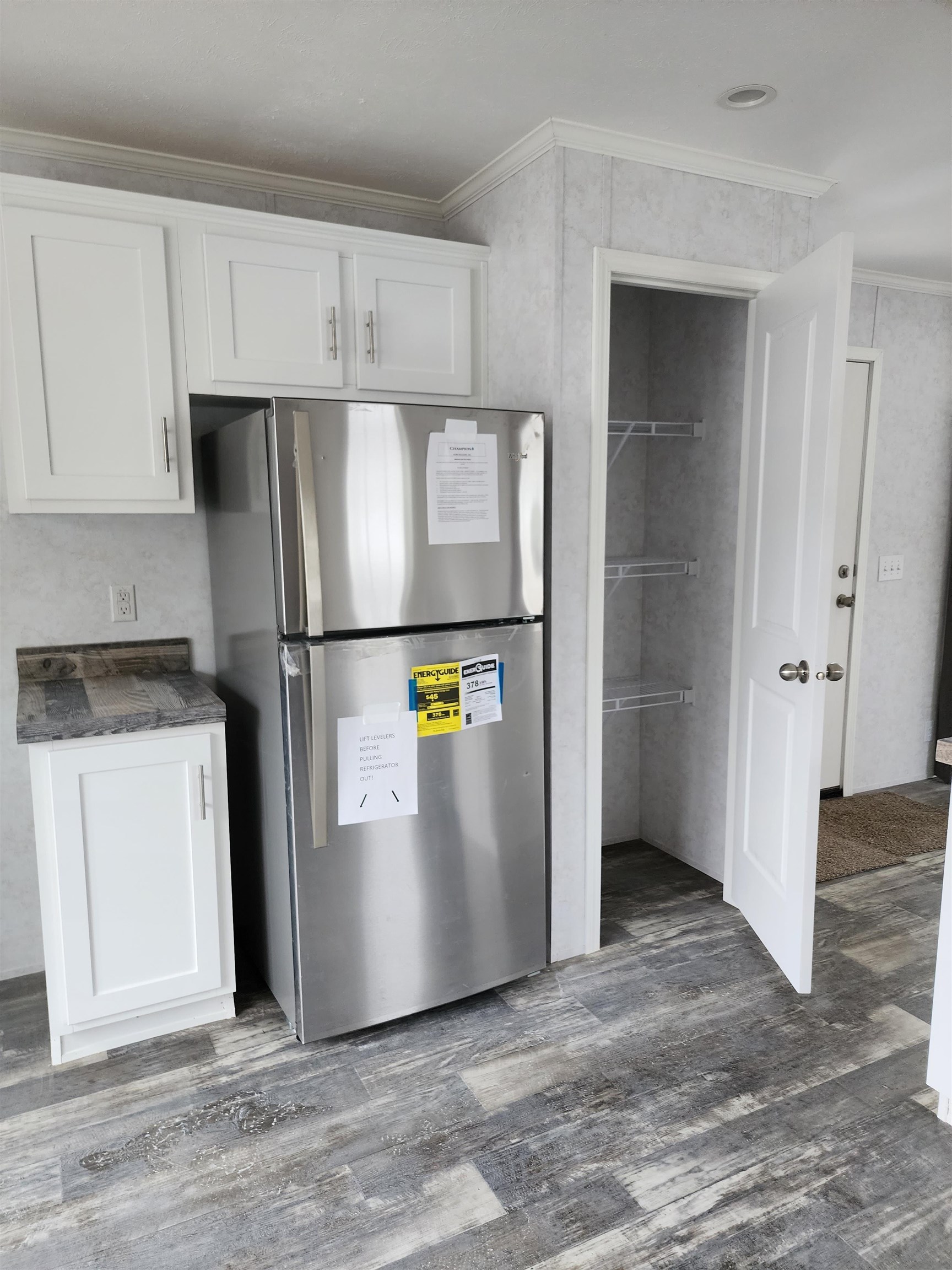 15 Elizabeth Drive Unit: 15