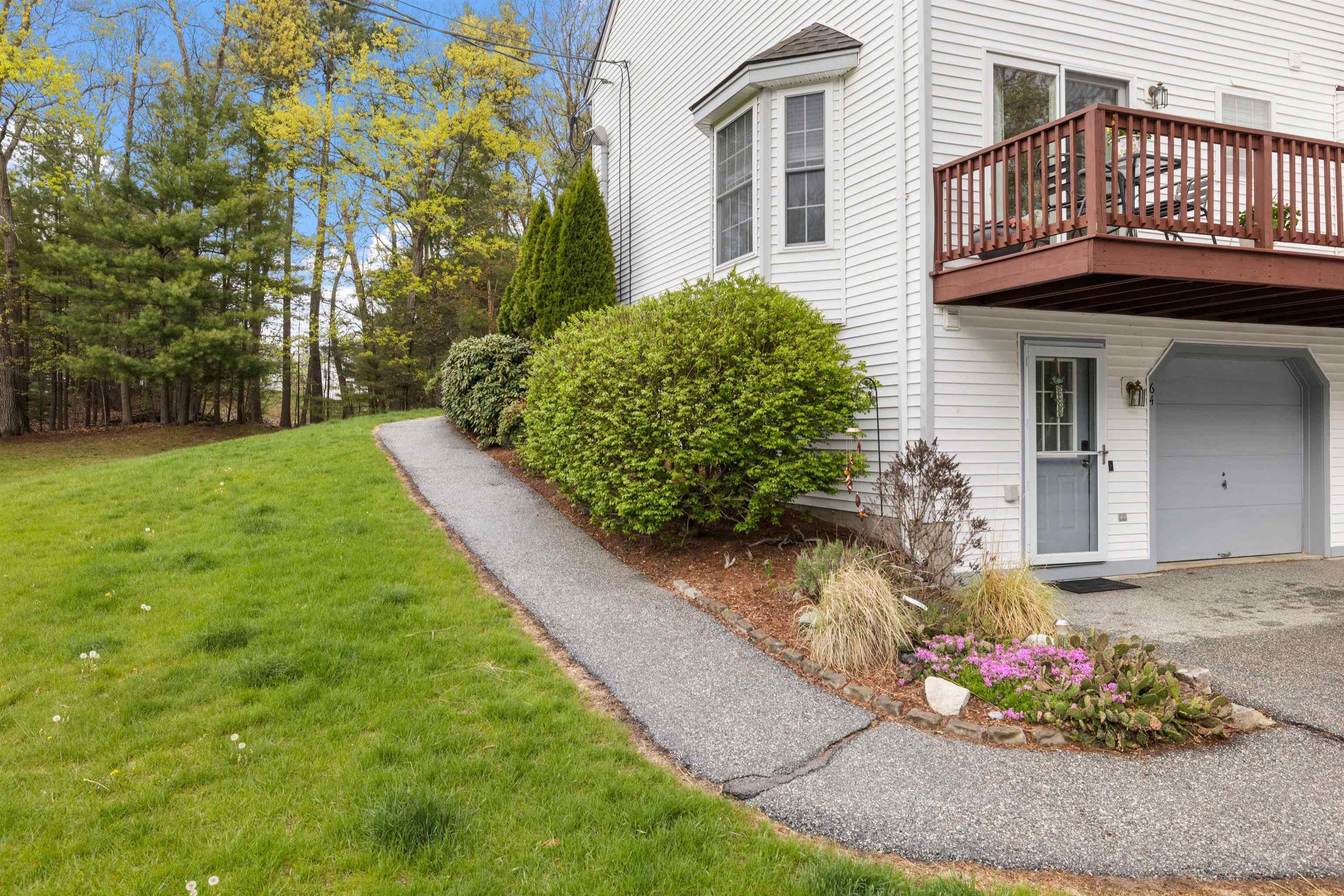 64 Lochmere Lane Unit: 408