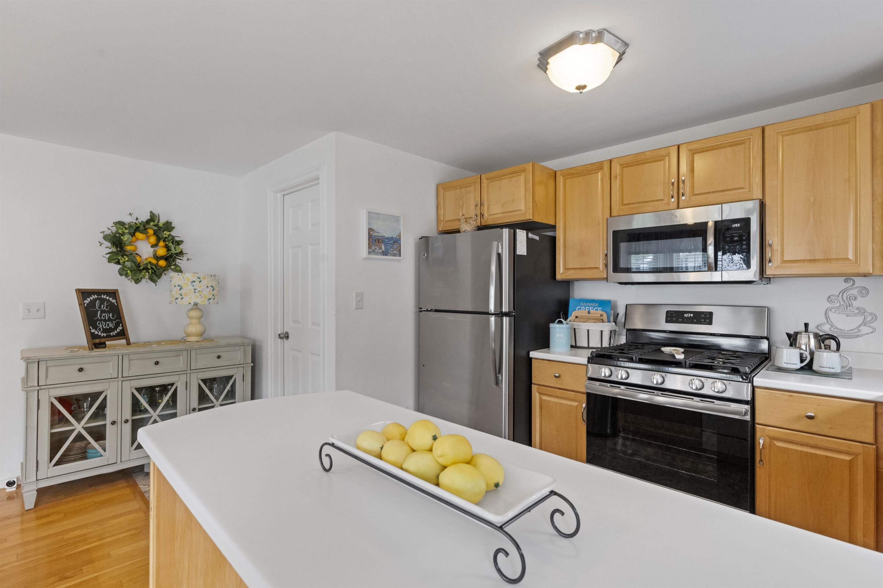 64 Lochmere Lane Unit: 408