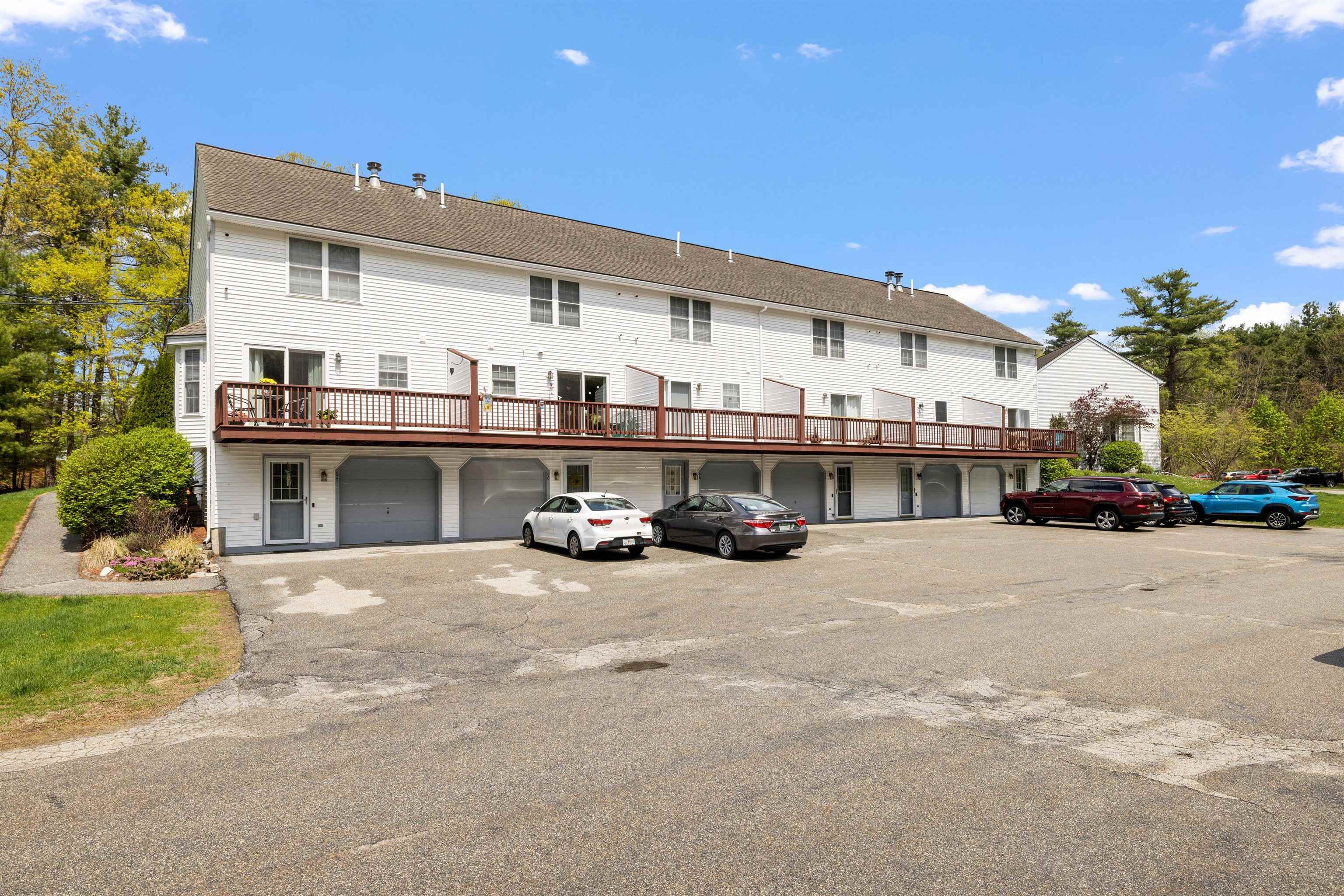 64 Lochmere Lane Unit: 408