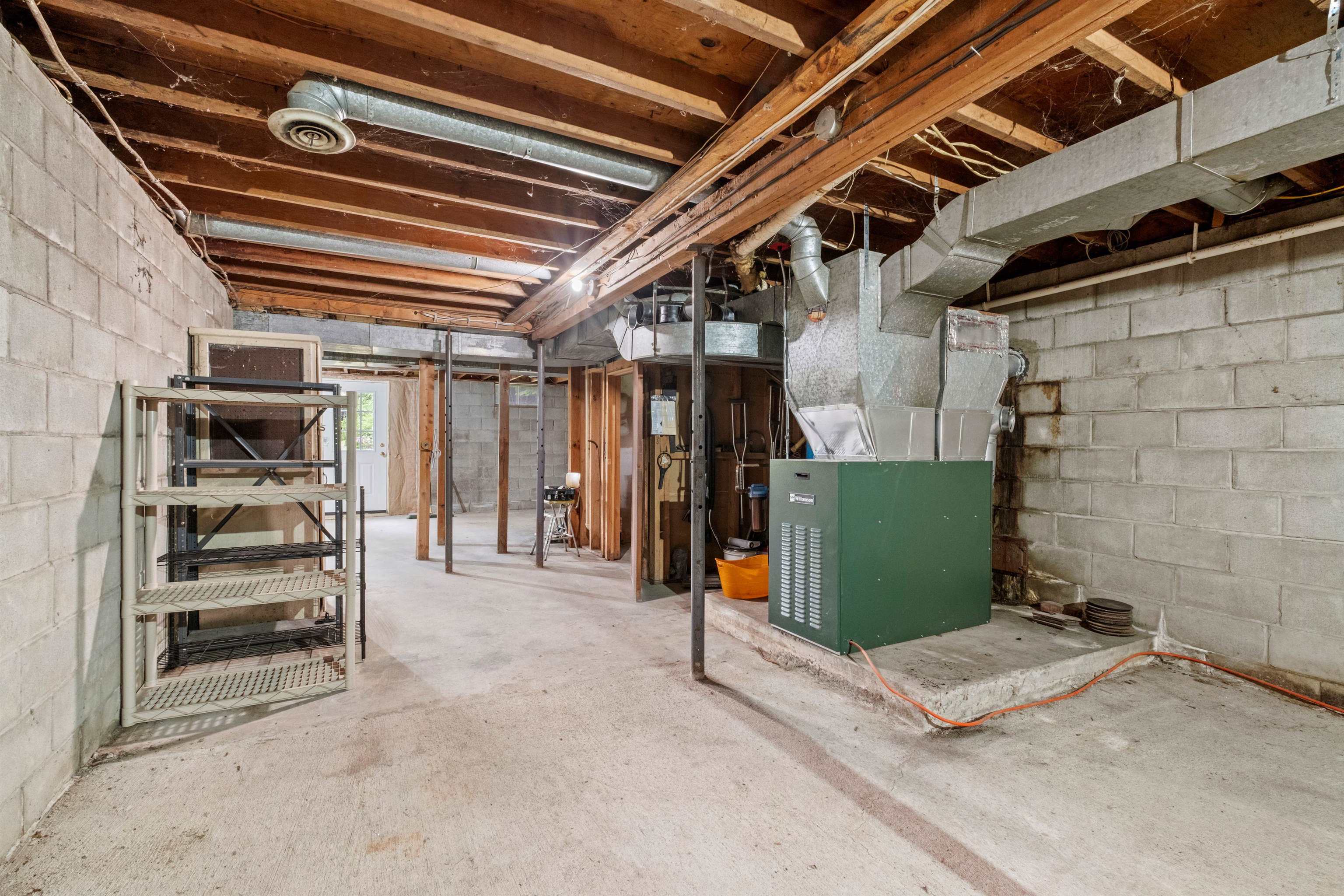 1542 Clement Hill Road