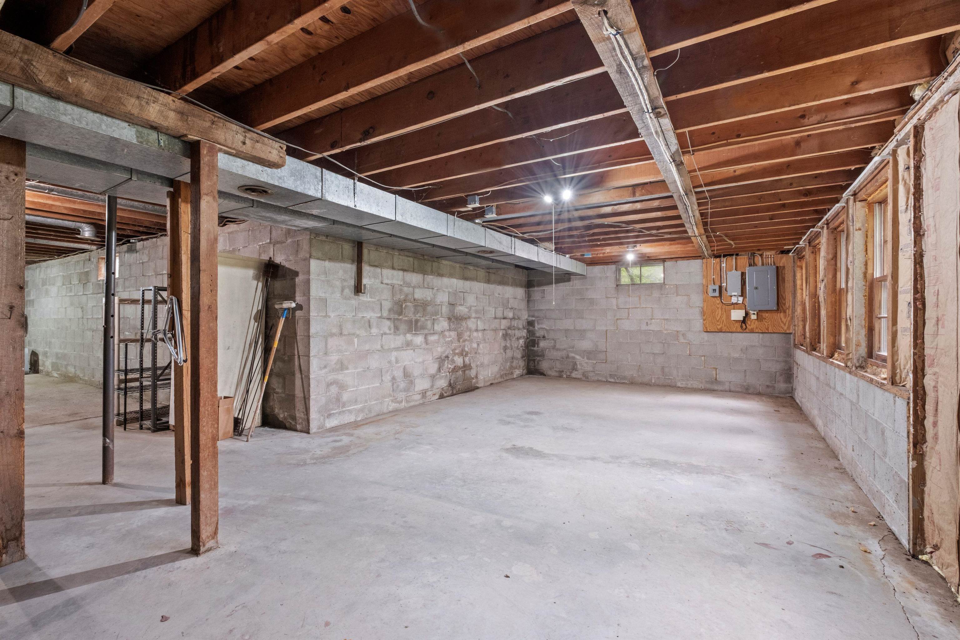 1542 Clement Hill Road