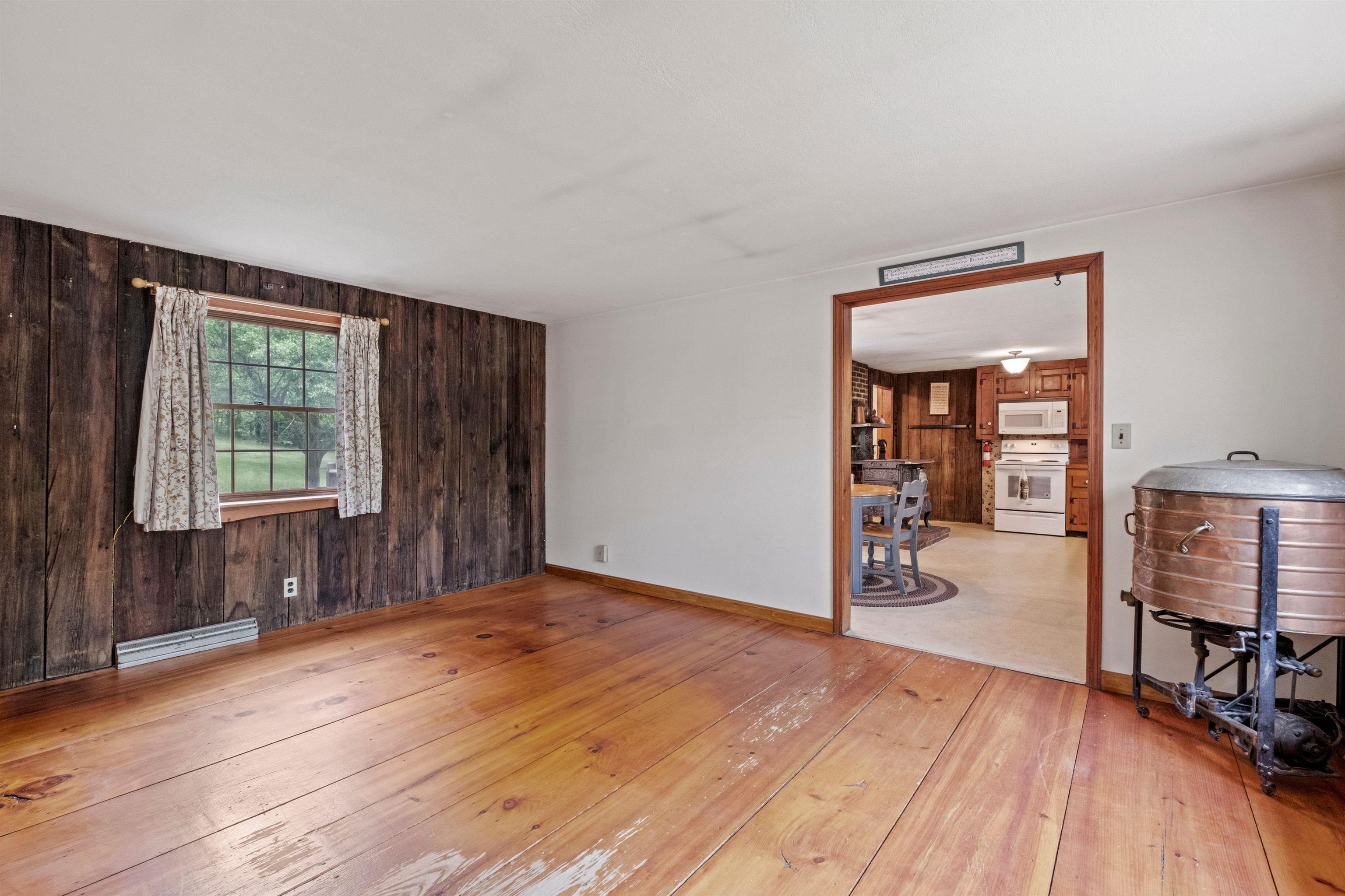 1542 Clement Hill Road