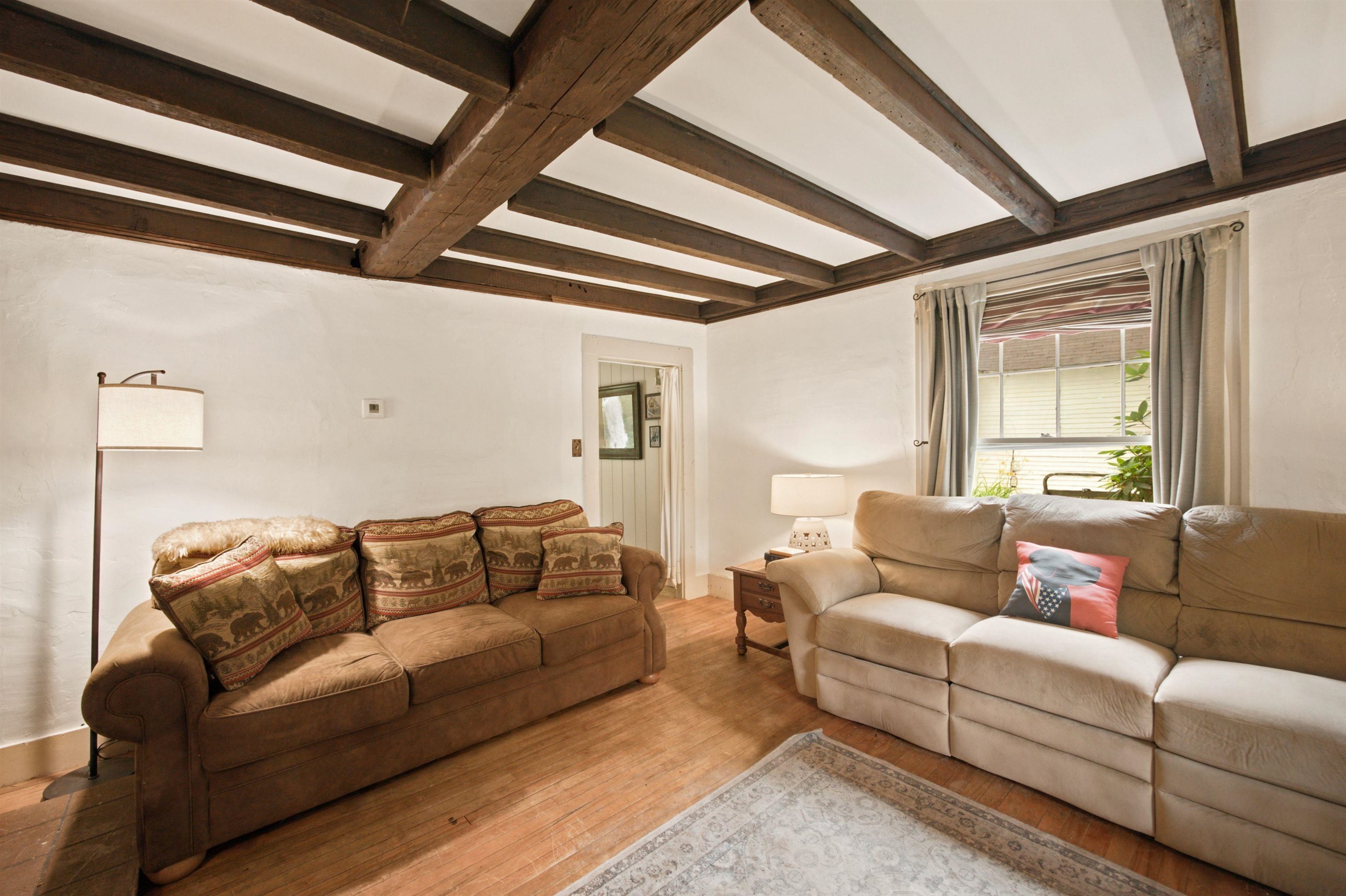 111 Barton Corner Road