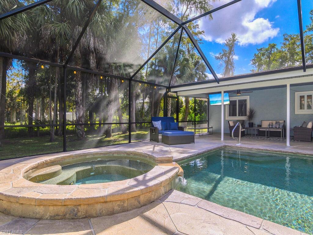 5311 Hickory Wood DR, NAPLES