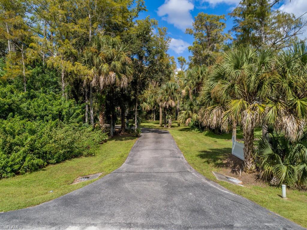 5311 Hickory Wood DR, NAPLES