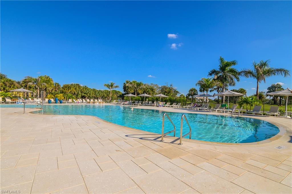 26841 Clarkston DR # 202