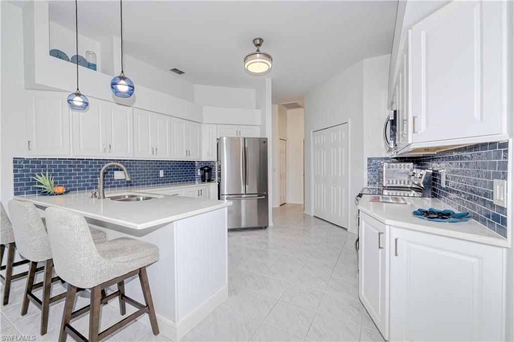 22589 Island Lakes DR