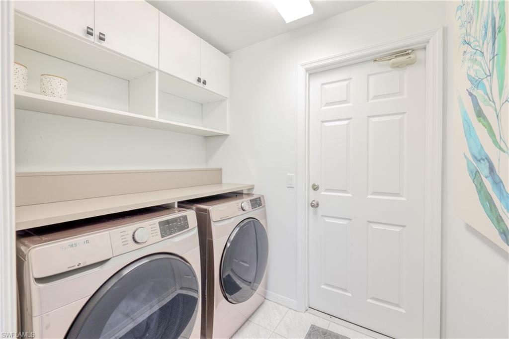 22589 Island Lakes DR