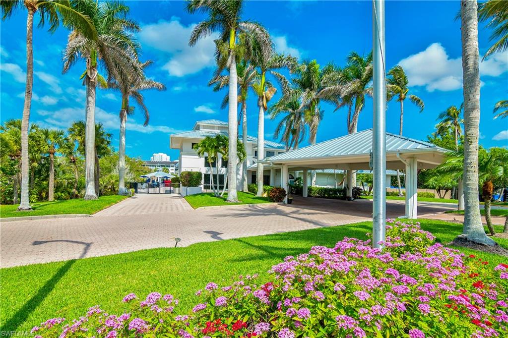 425 Cove Tower DR 504