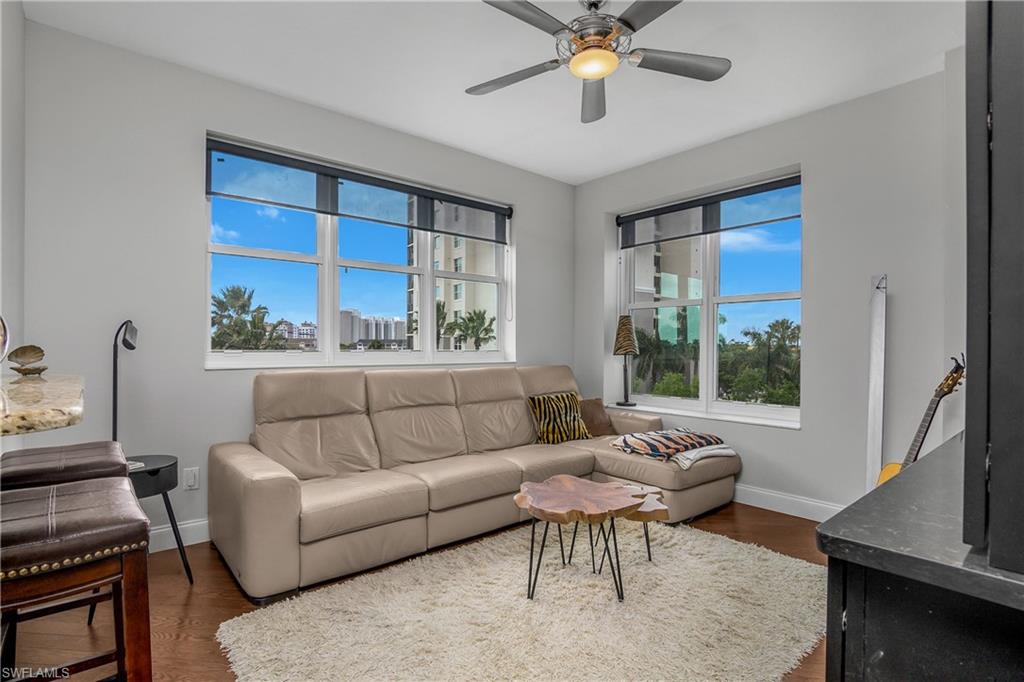 425 Cove Tower DR 504