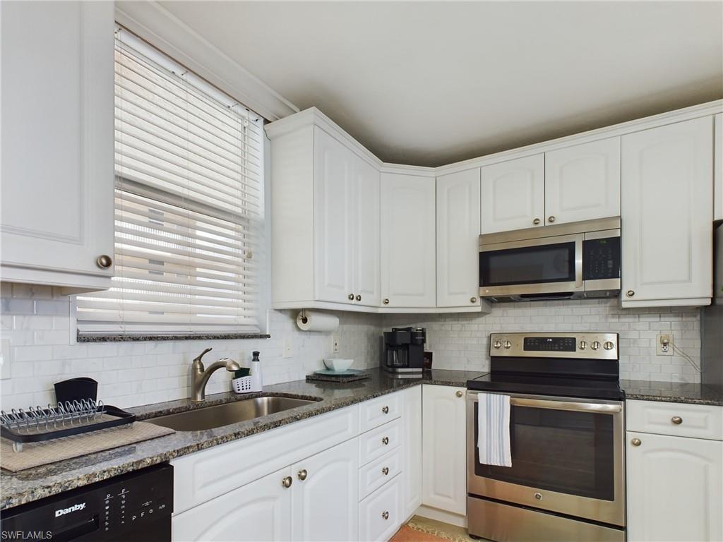 5600 Bonita Beach RD 805