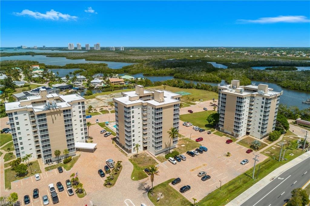 5600 Bonita Beach RD 805