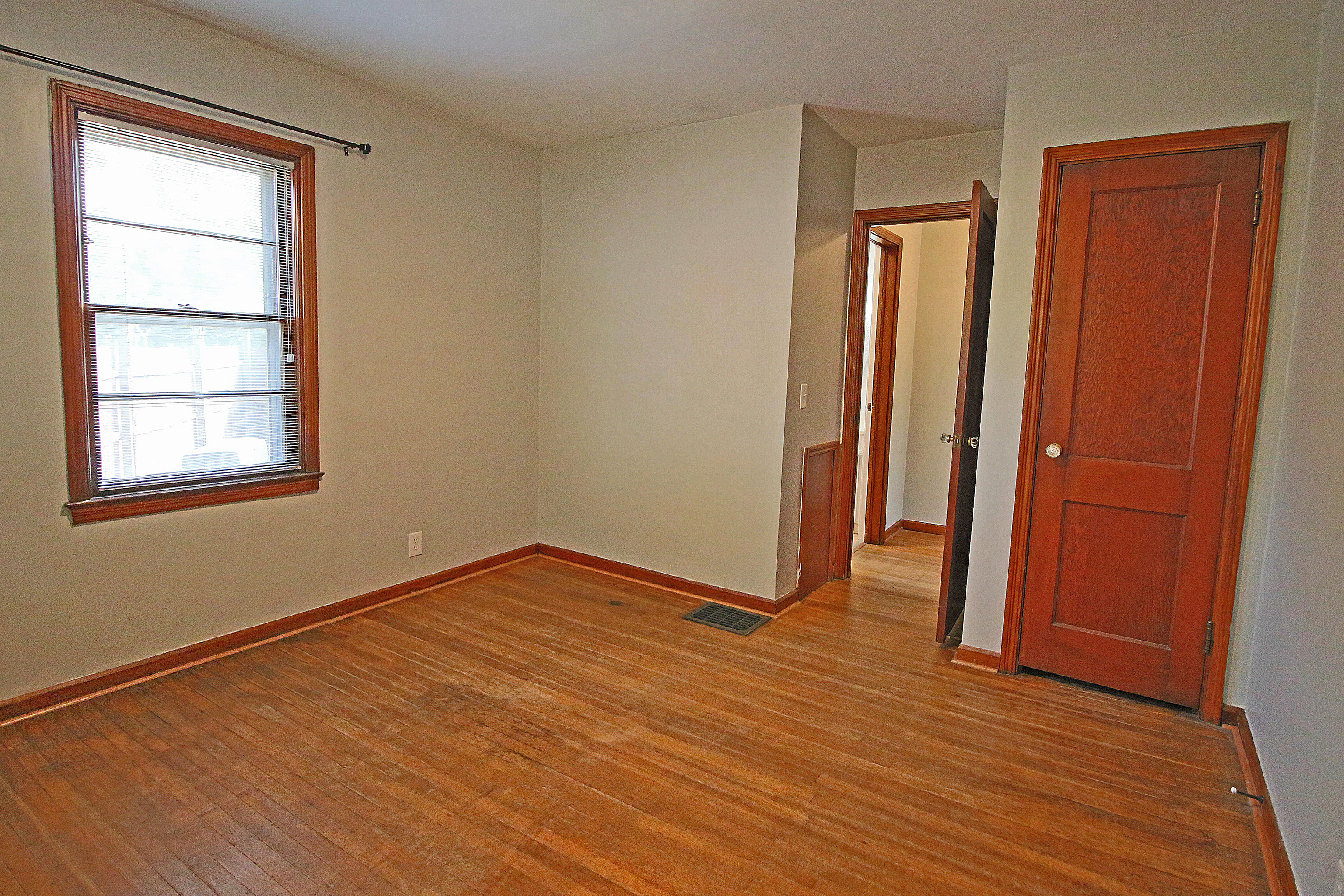 545 E Westfield Boulevard