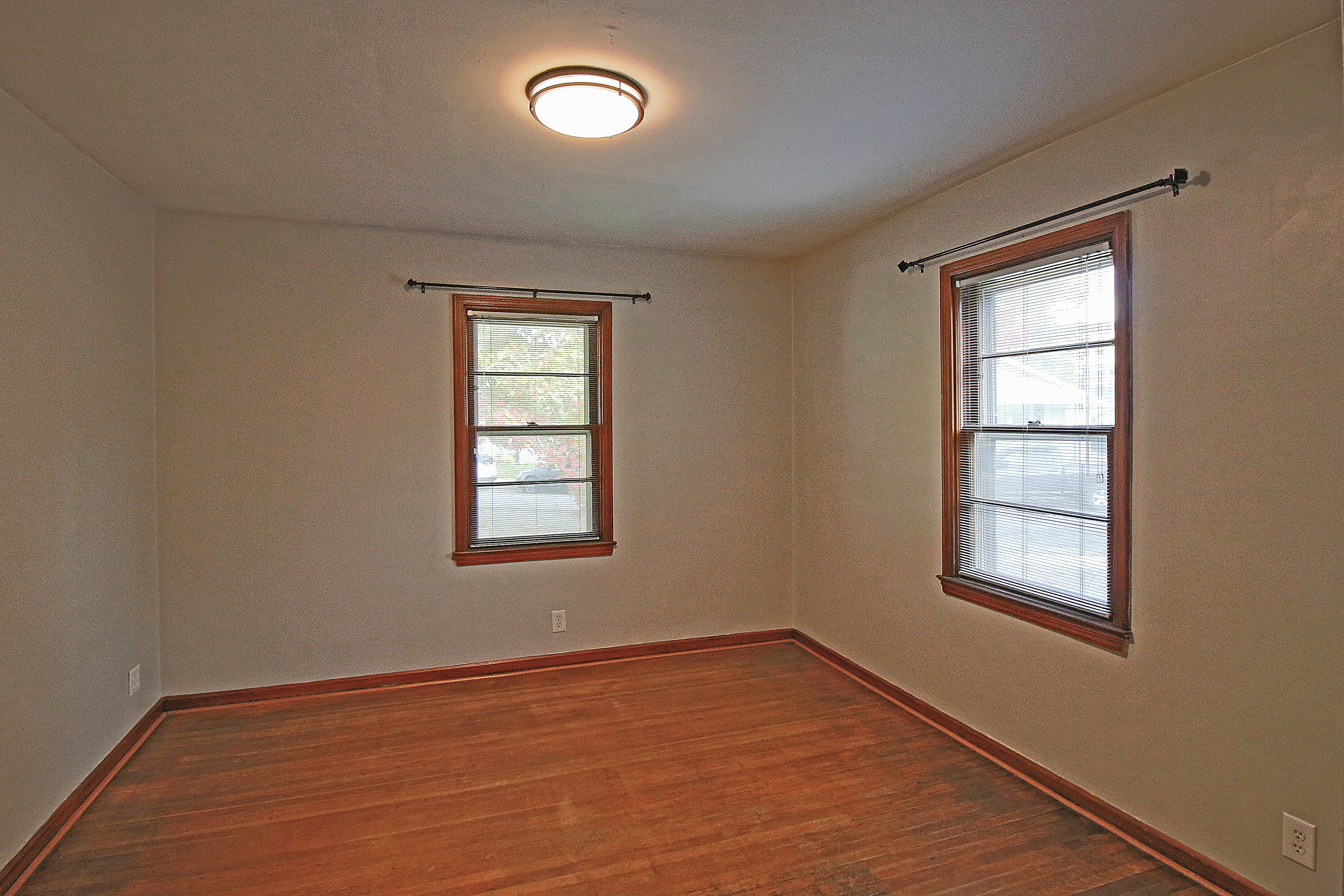 545 E Westfield Boulevard