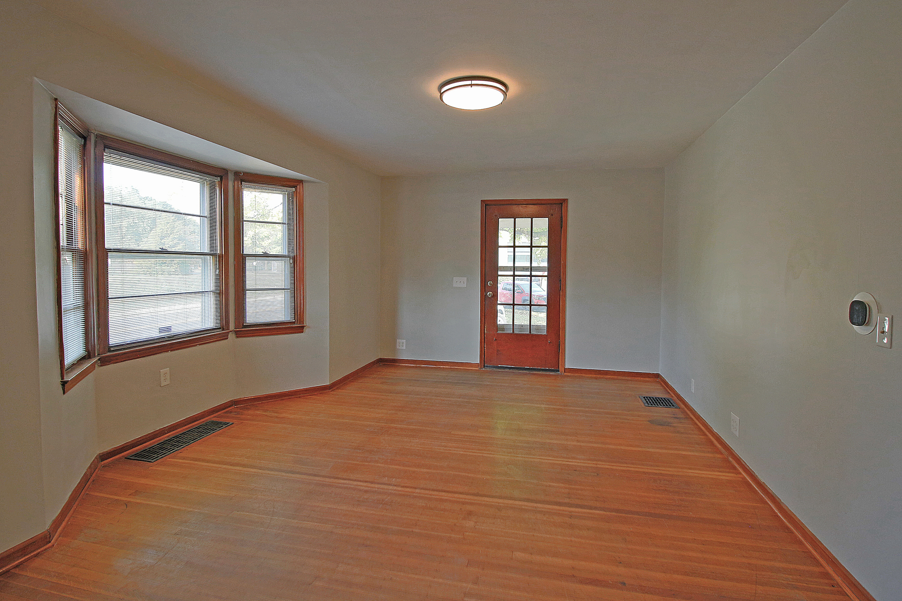 545 E Westfield Boulevard