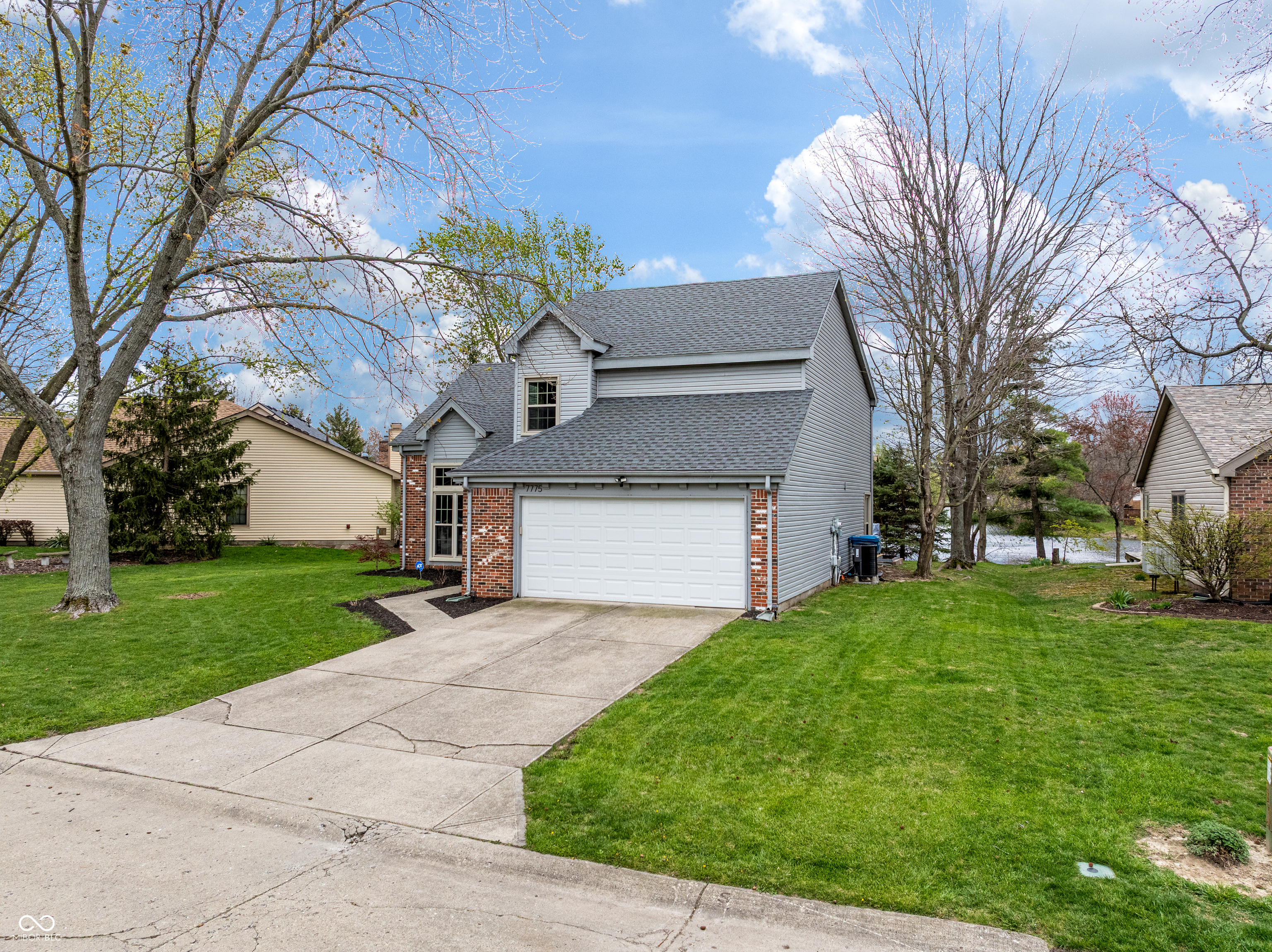 7775 Hollow Ridge Circle