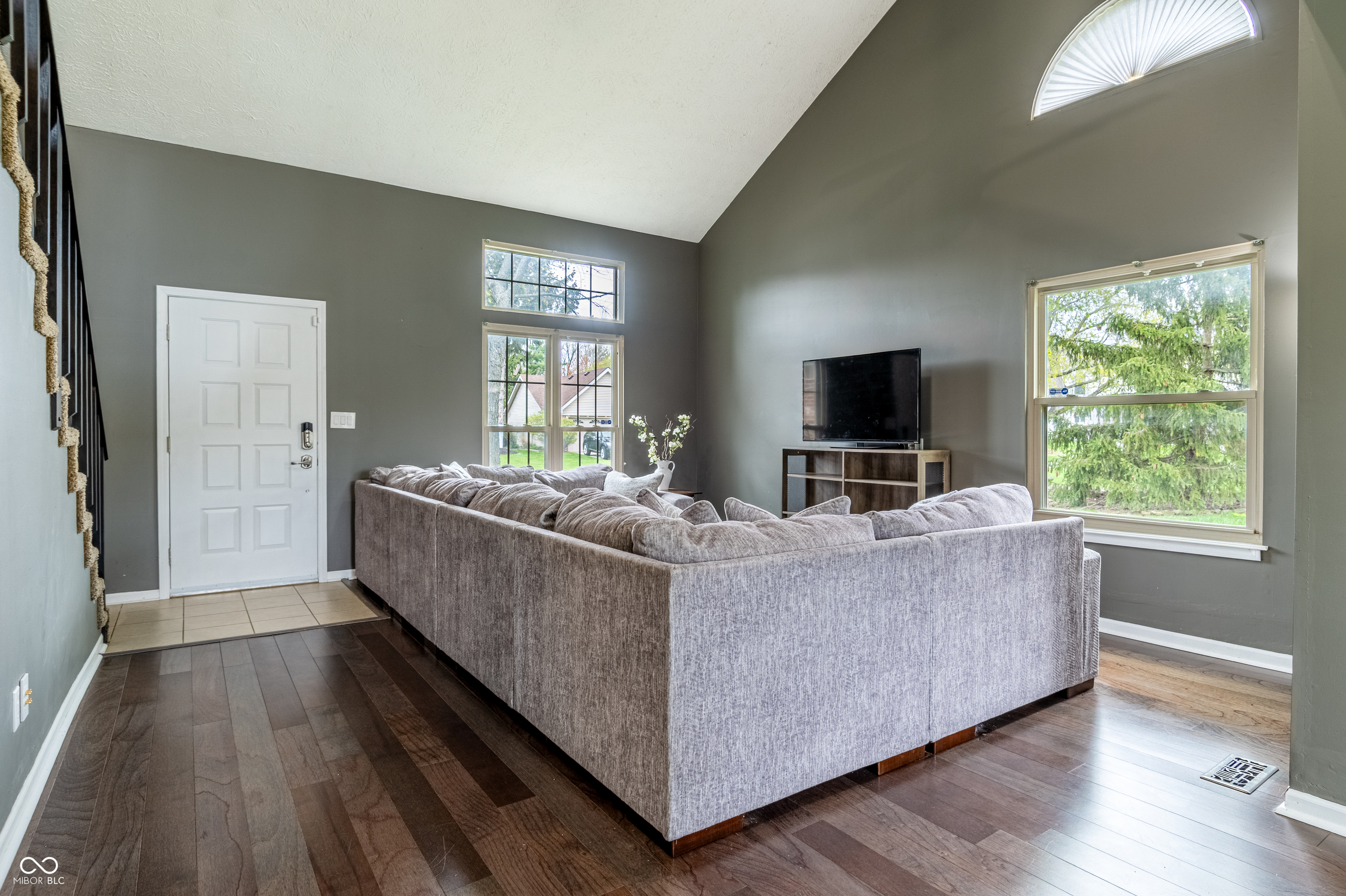7775 Hollow Ridge Circle