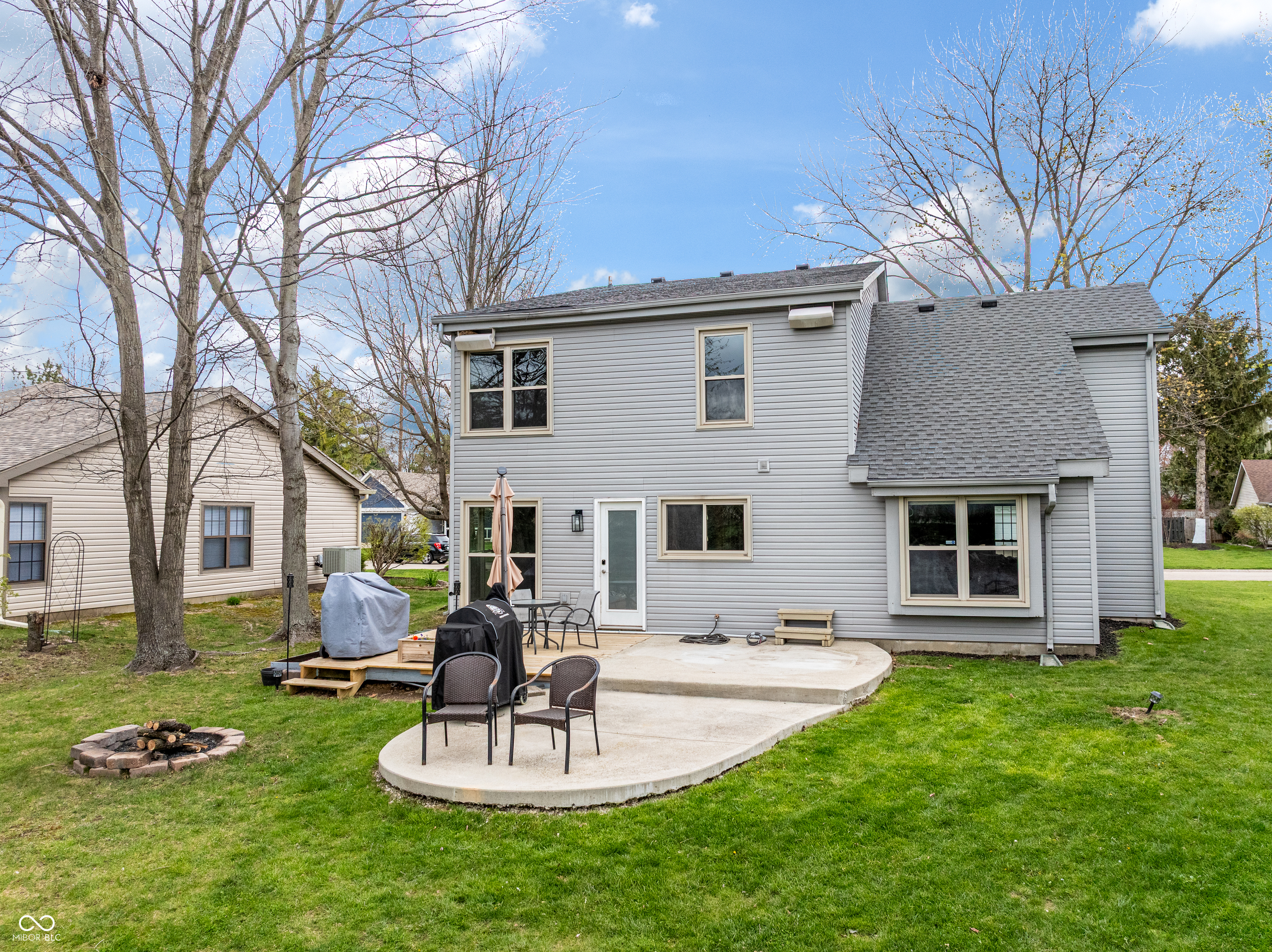 7775 Hollow Ridge Circle