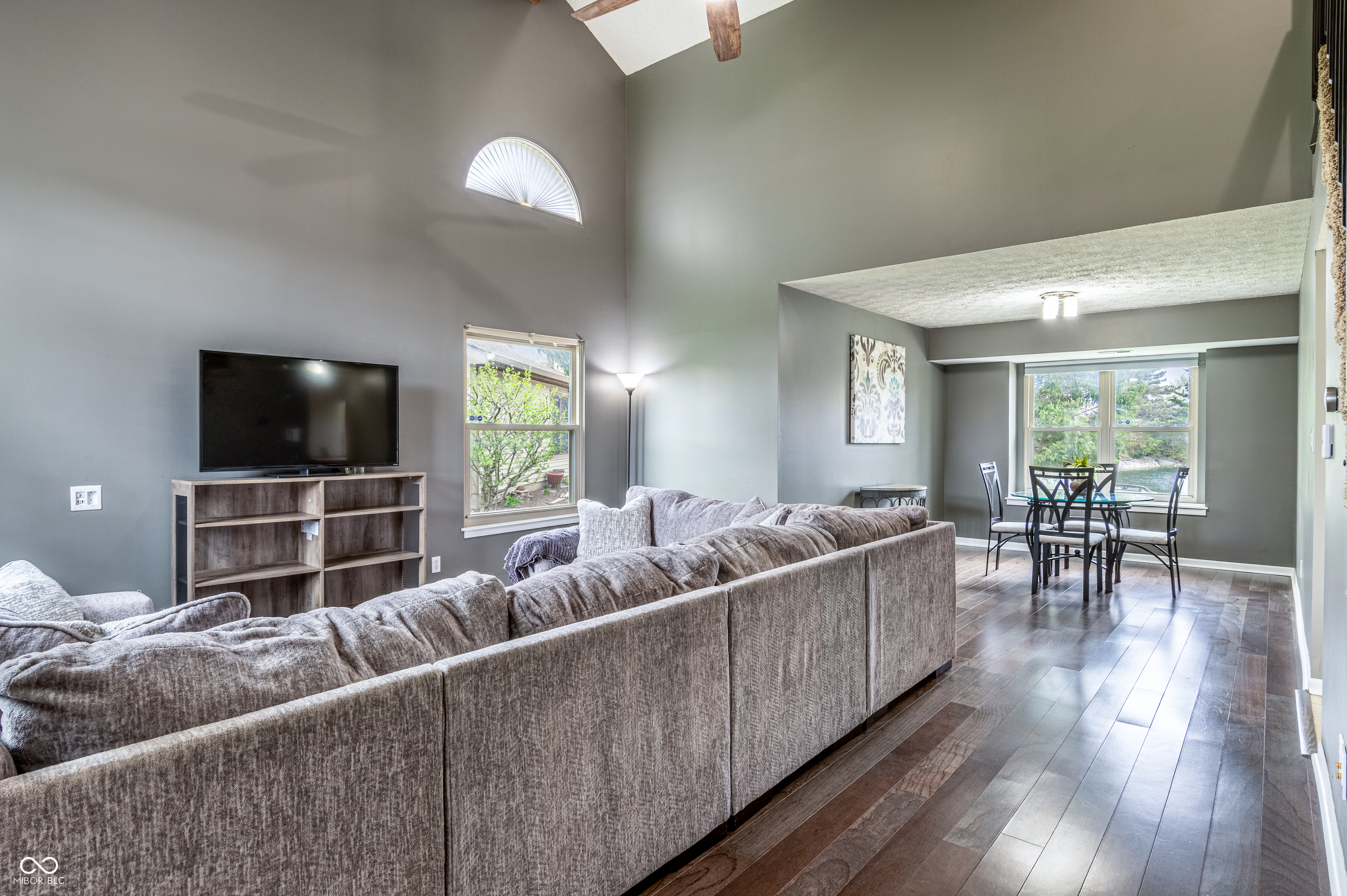 7775 Hollow Ridge Circle