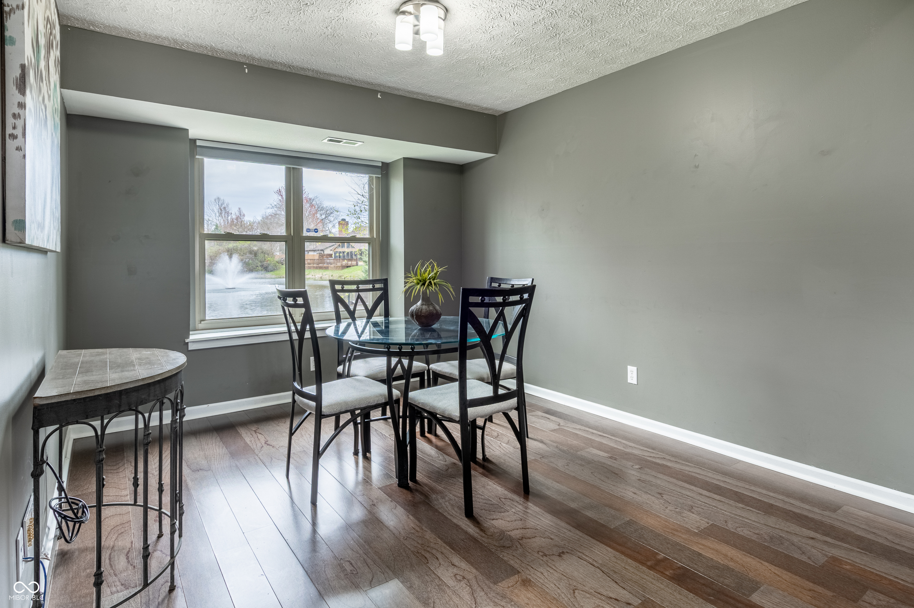 7775 Hollow Ridge Circle
