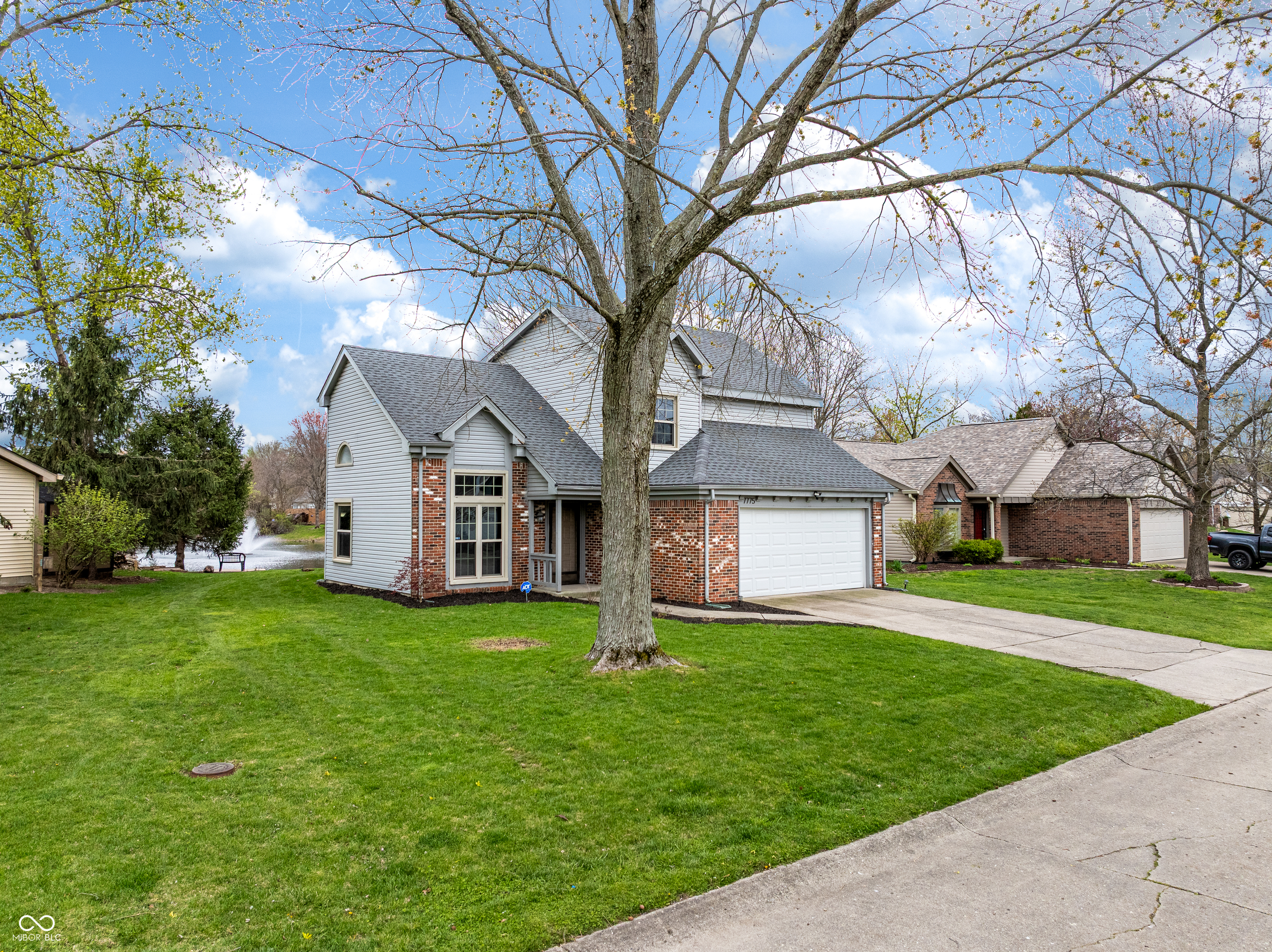 7775 Hollow Ridge Circle