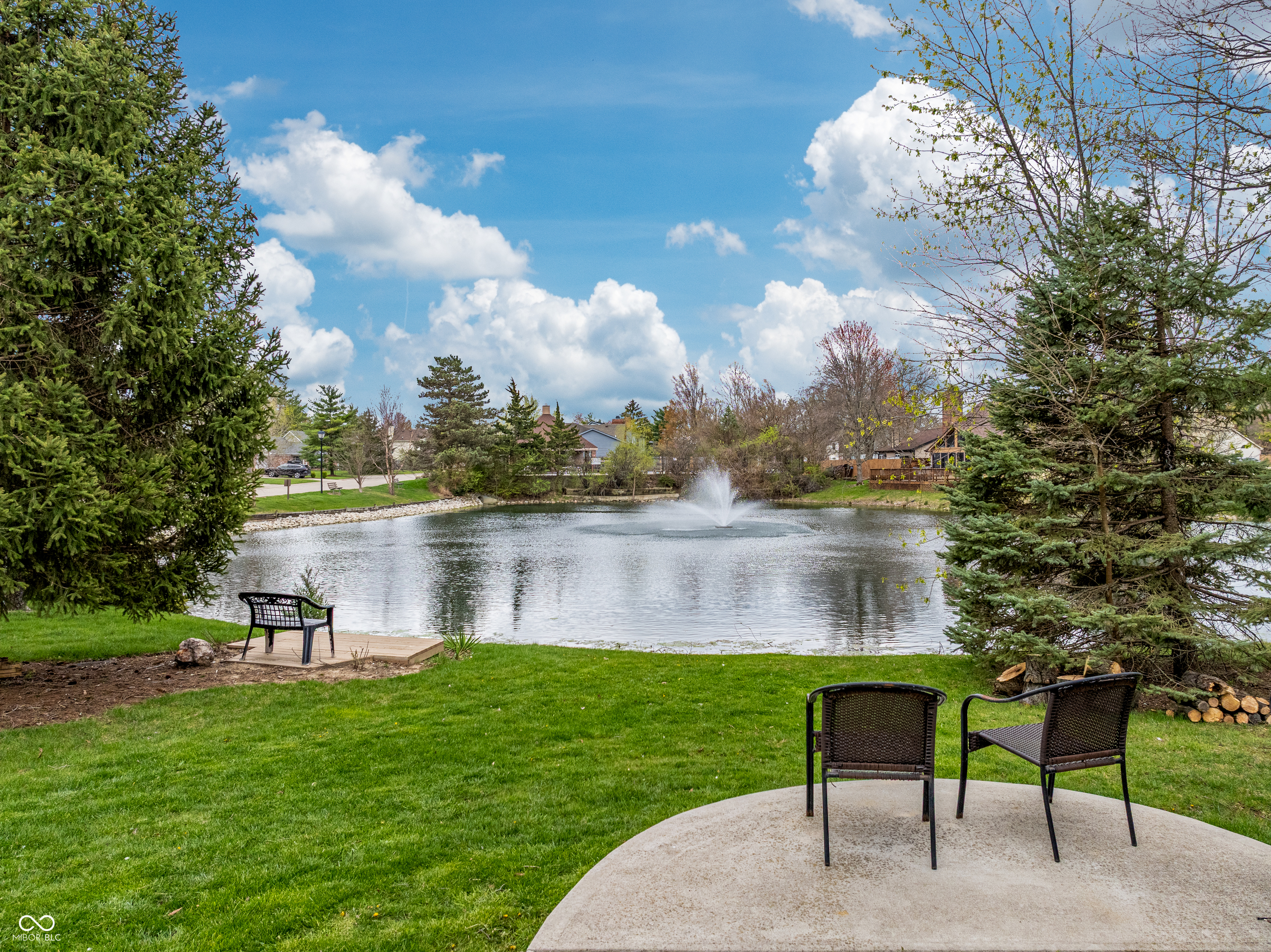 7775 Hollow Ridge Circle