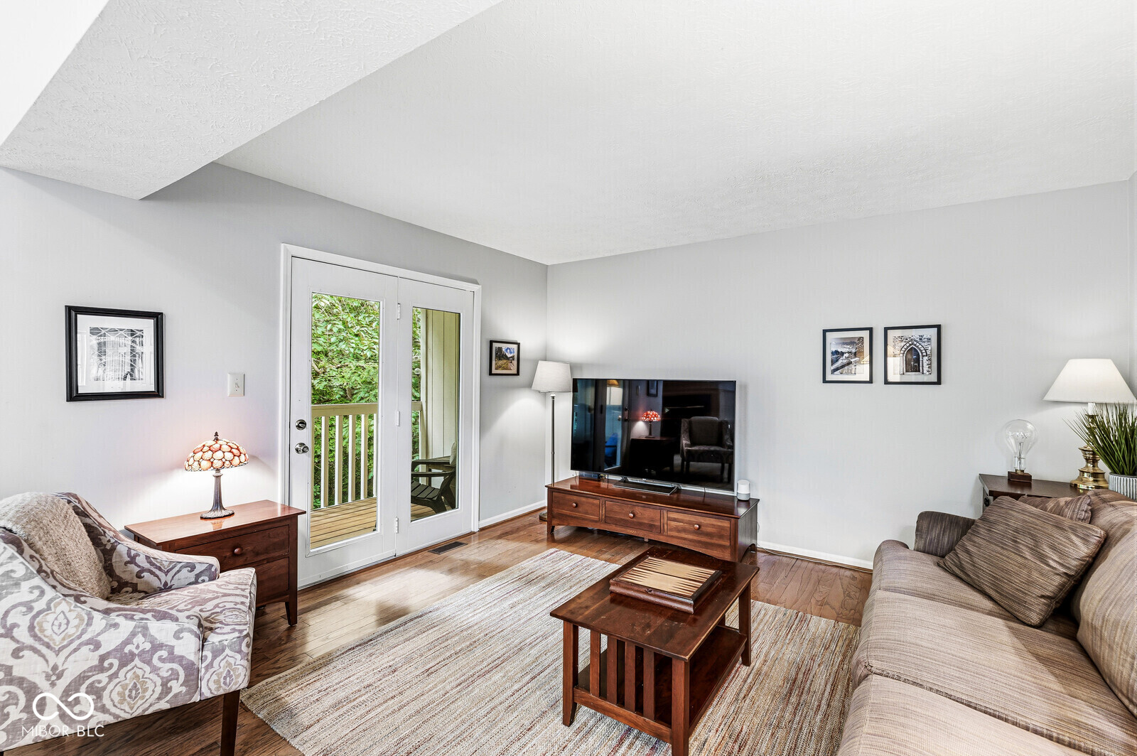 6908 Ralph Court