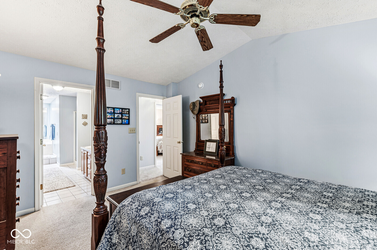6908 Ralph Court