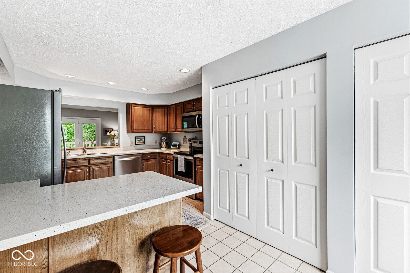 6908 Ralph Court
