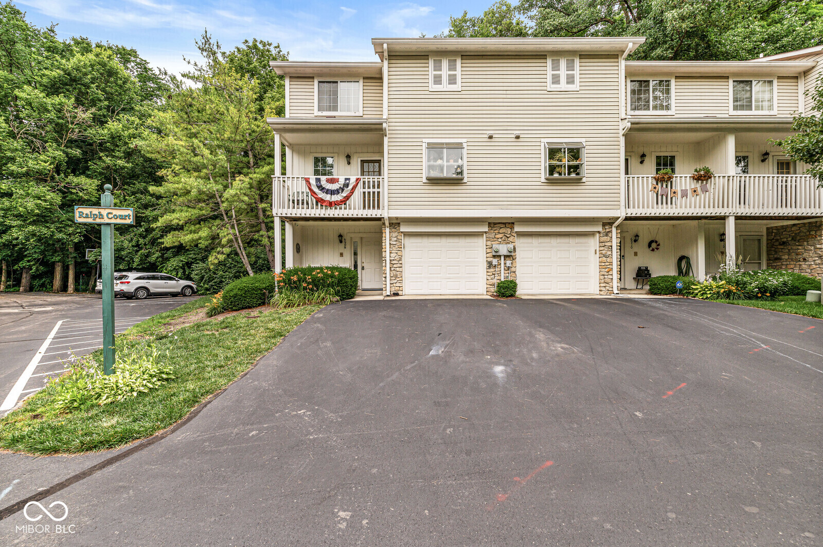 6908 Ralph Court