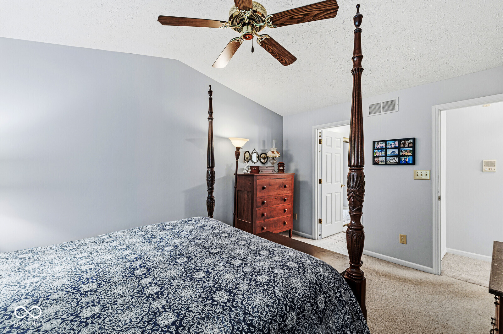 6908 Ralph Court