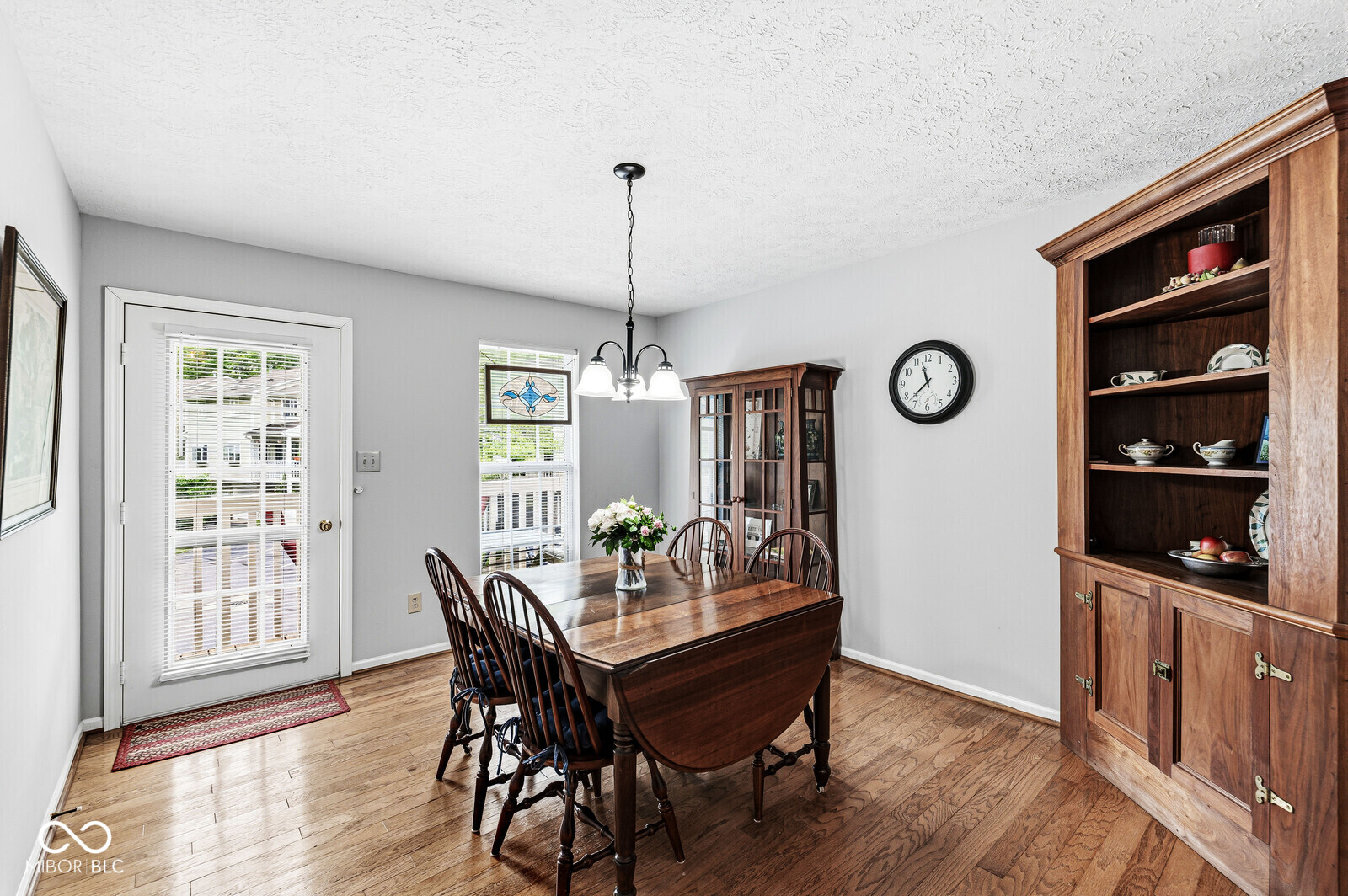 6908 Ralph Court