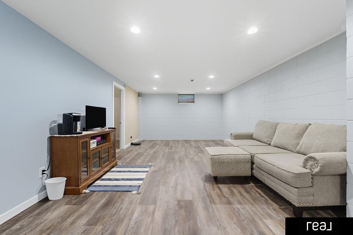 1701 Childs road east Road