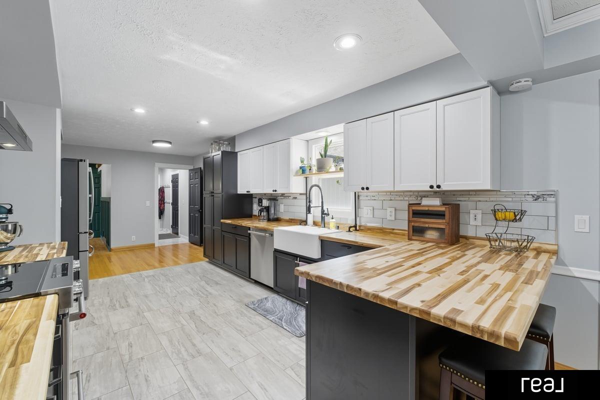 1701 Childs road east Road