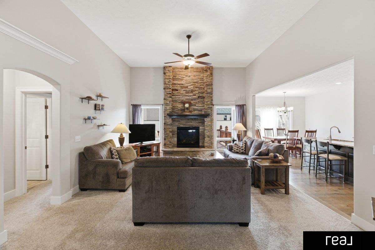 18765 Spaulding Street