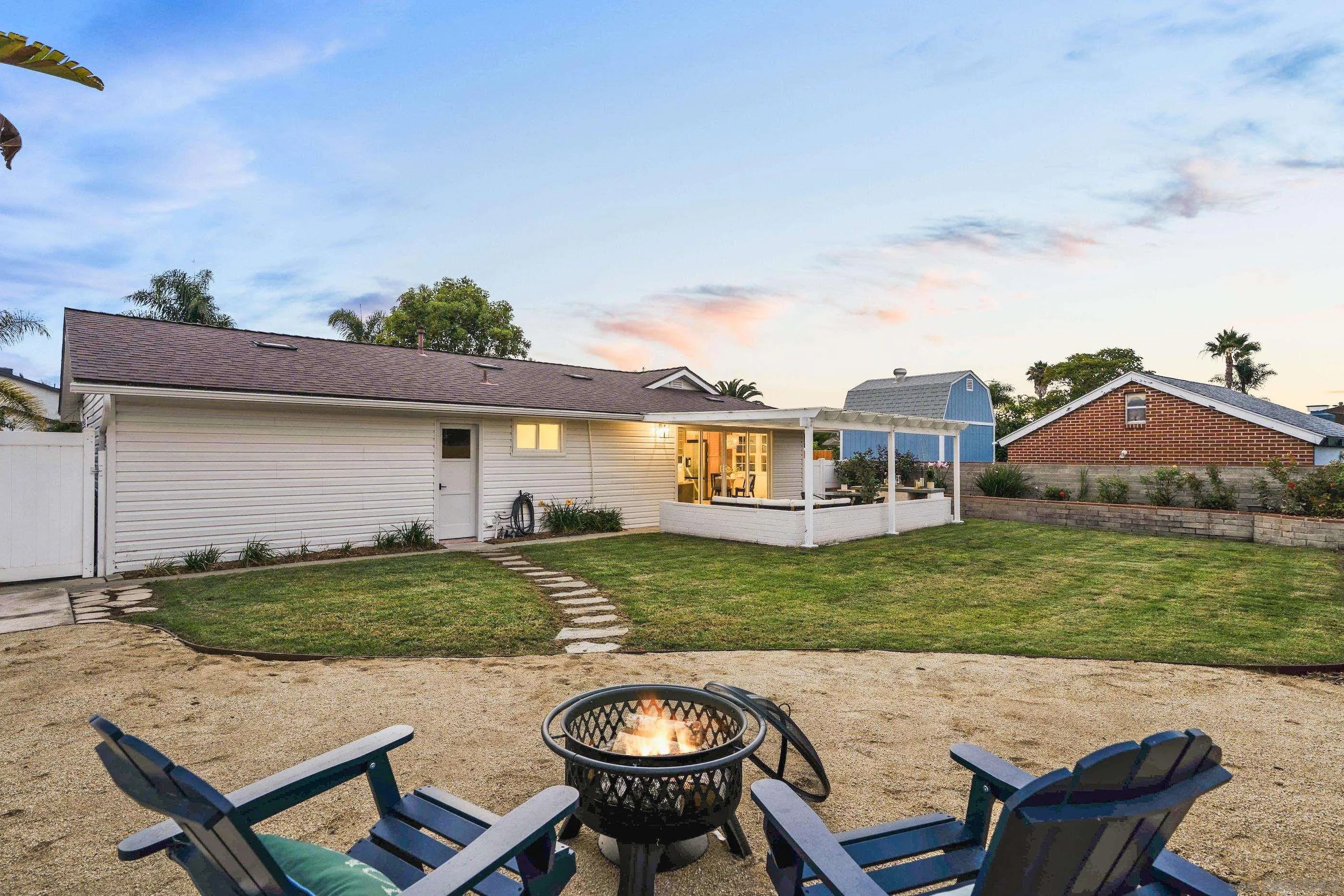4539 La Crosse Ave