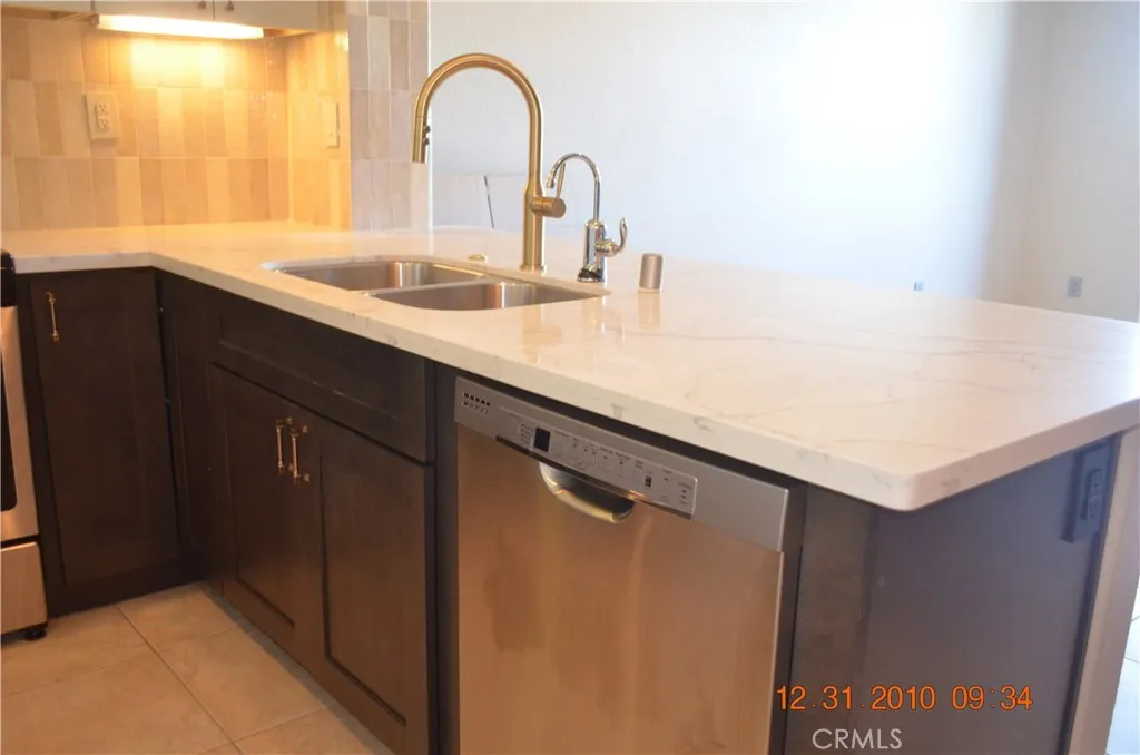 1760 E Palomar Street Unit 307