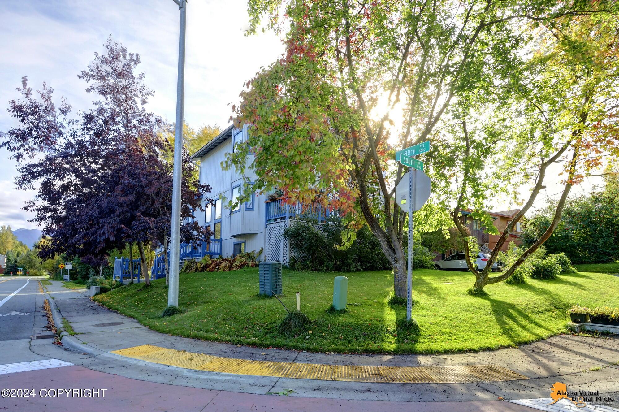3244 E 88th Avenue