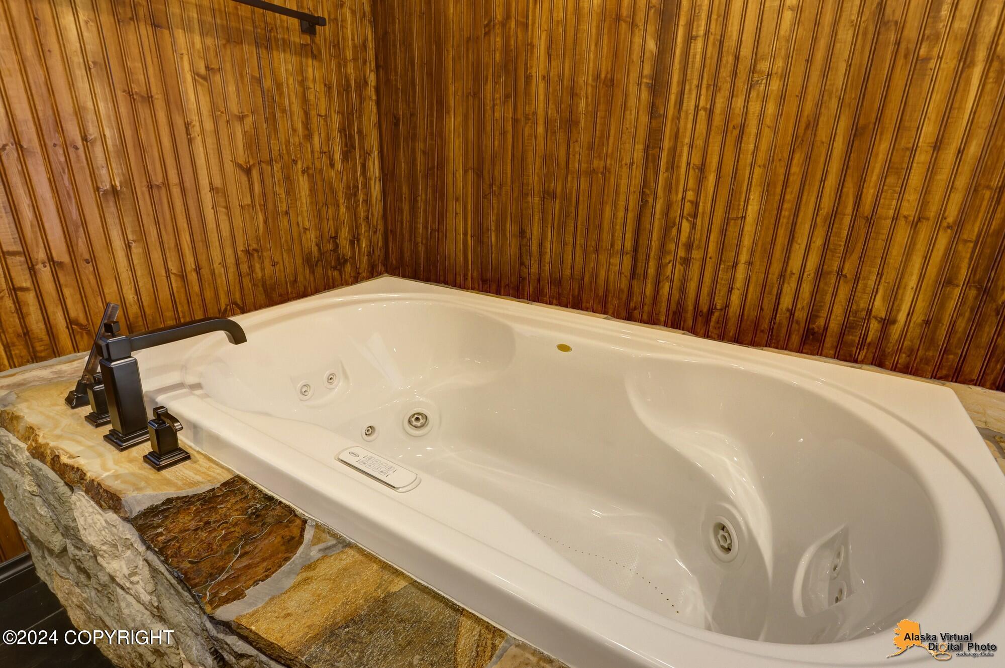 18739 Villages Scenic Parkway