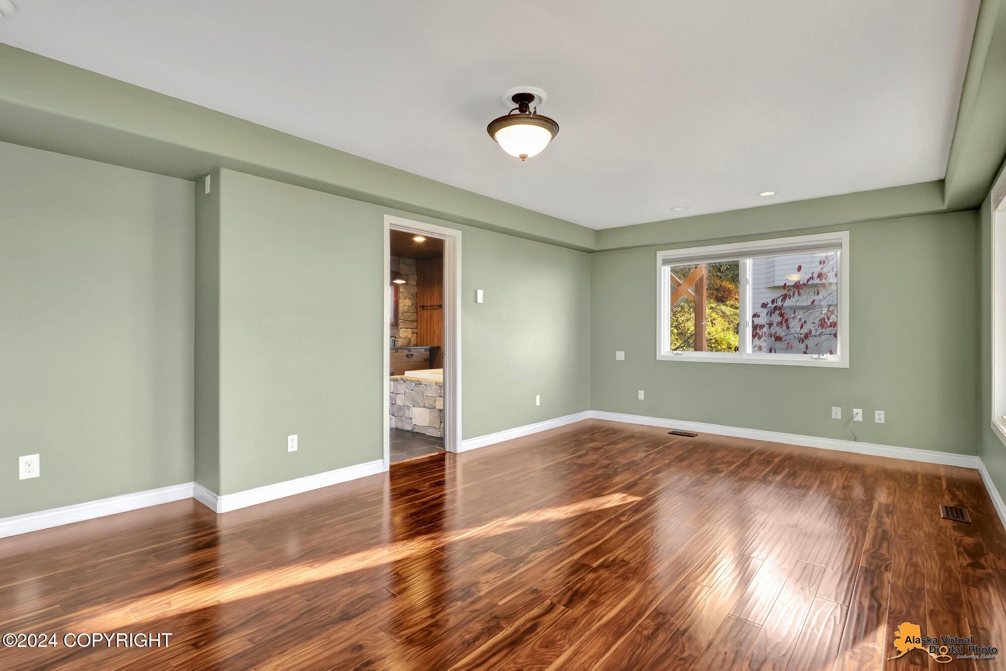 18739 Villages Scenic Parkway