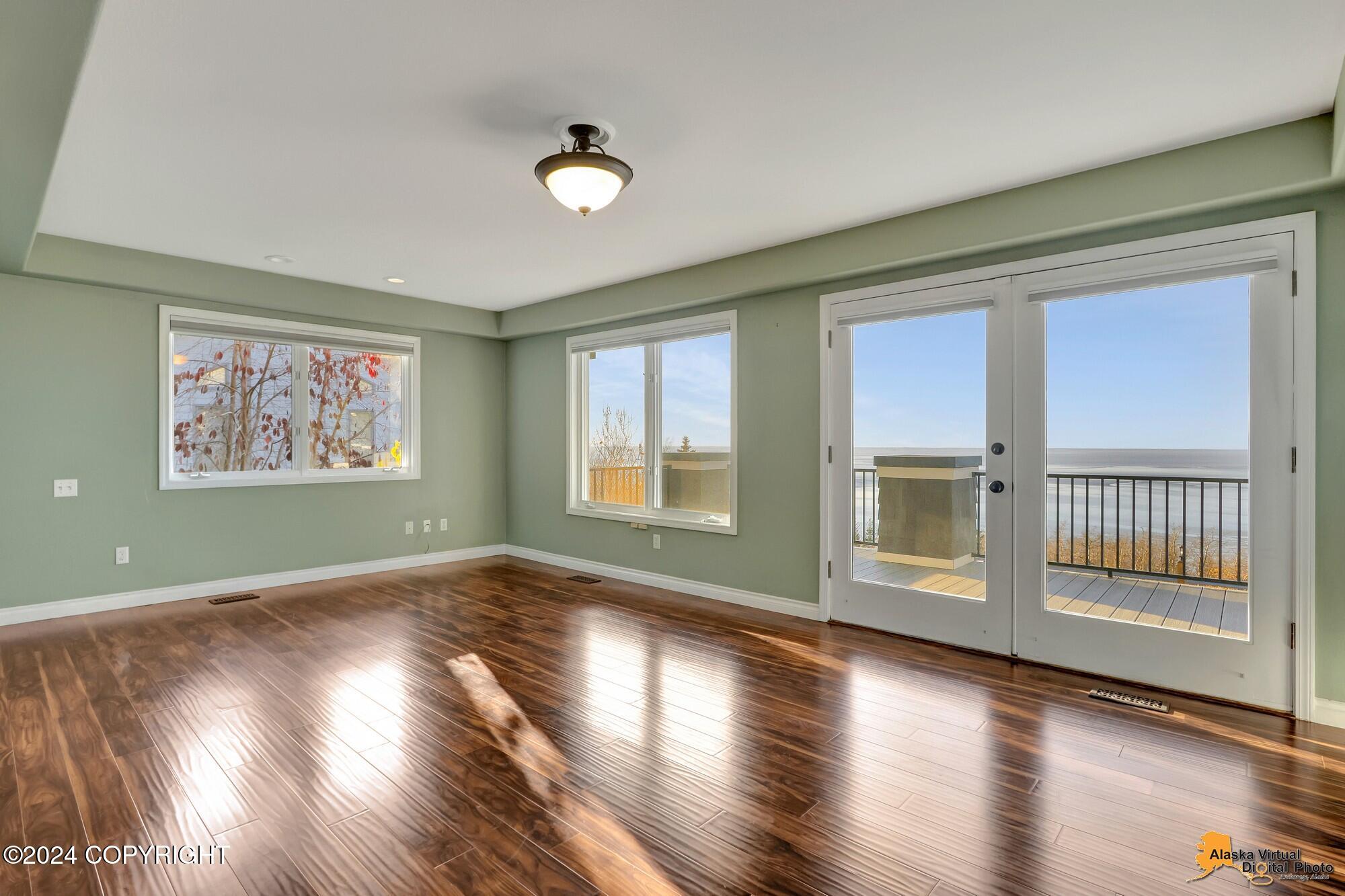 18739 Villages Scenic Parkway