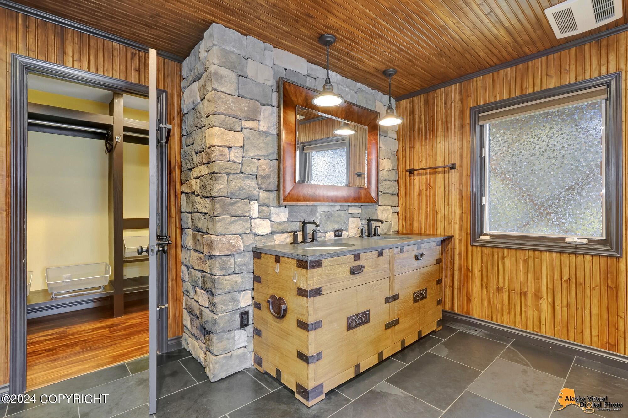 18739 Villages Scenic Parkway