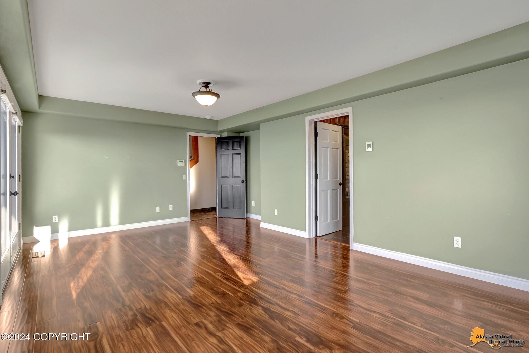 18739 Villages Scenic Parkway