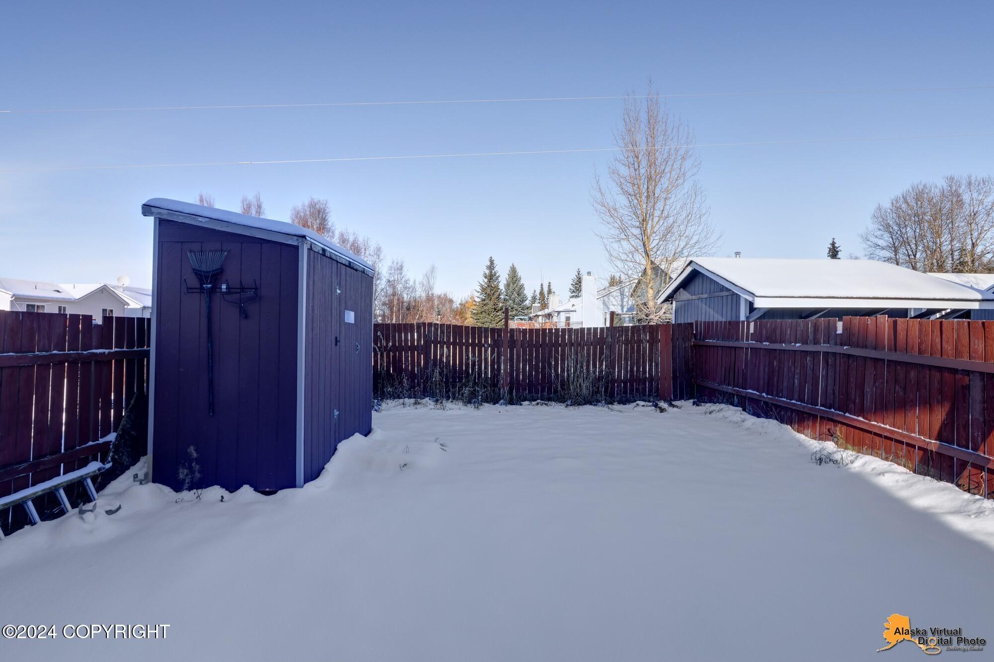 7608 Snow View Drive