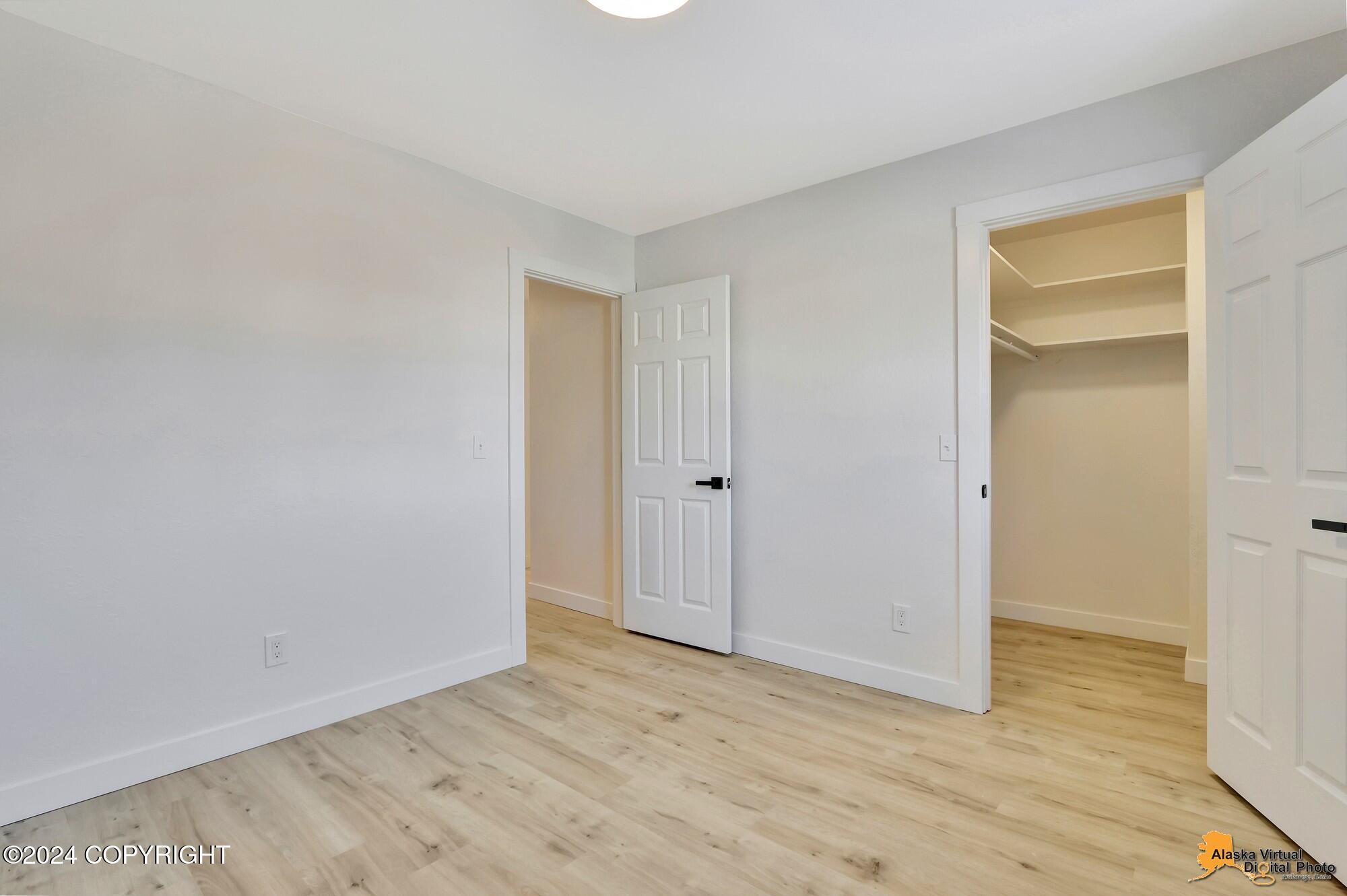 7608 Snow View Drive