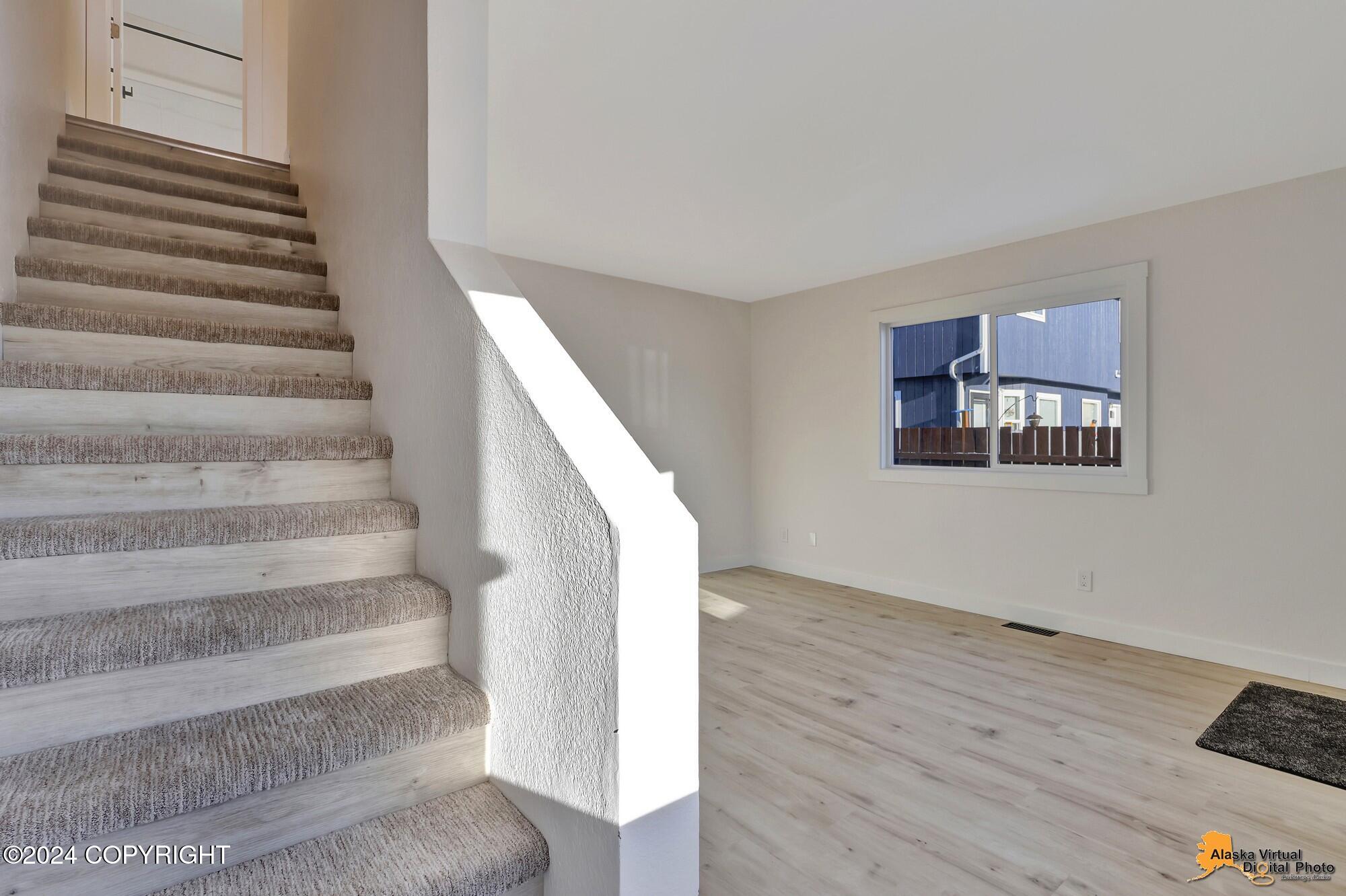 7608 Snow View Drive